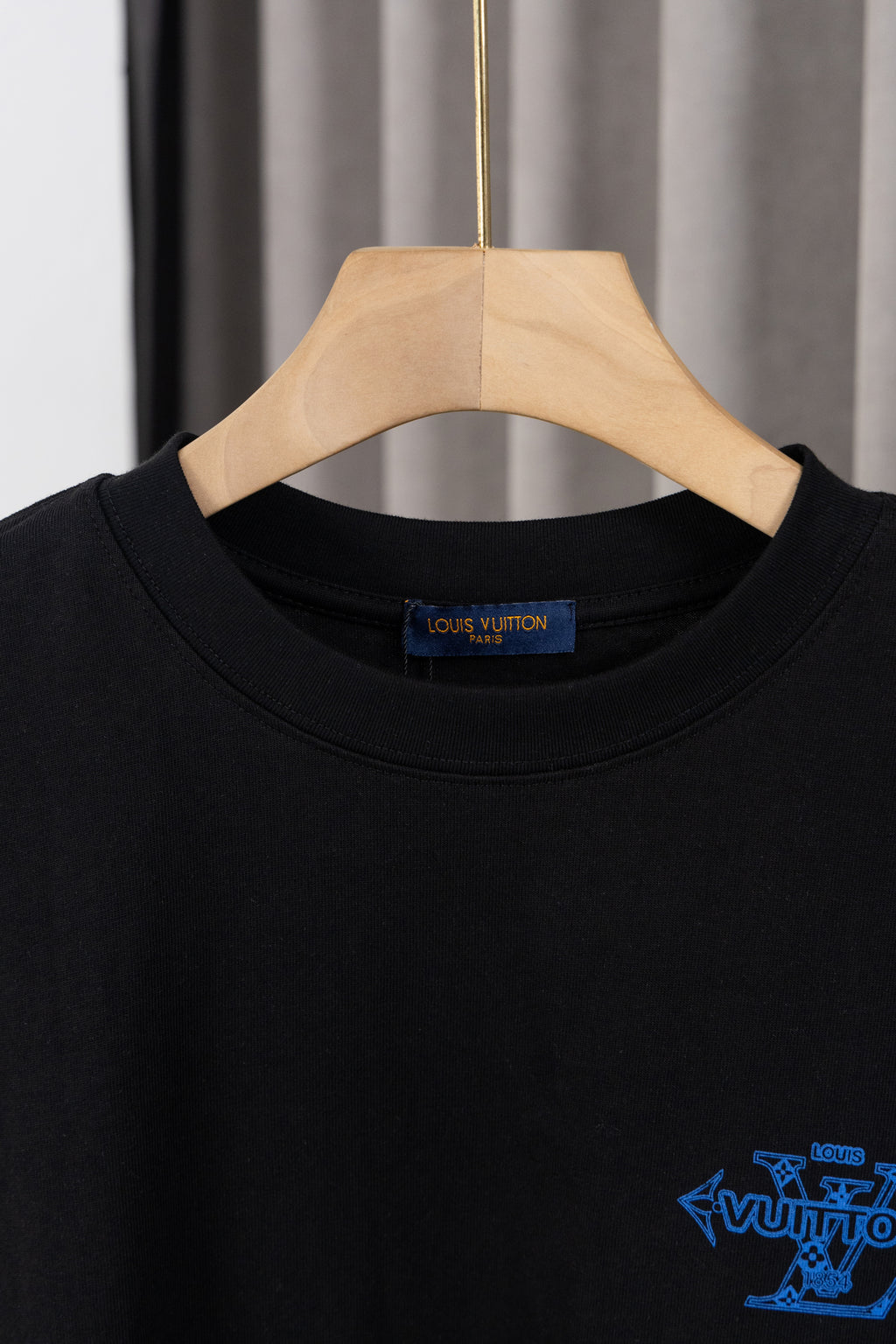 U1P36E135 Popular T-shirts