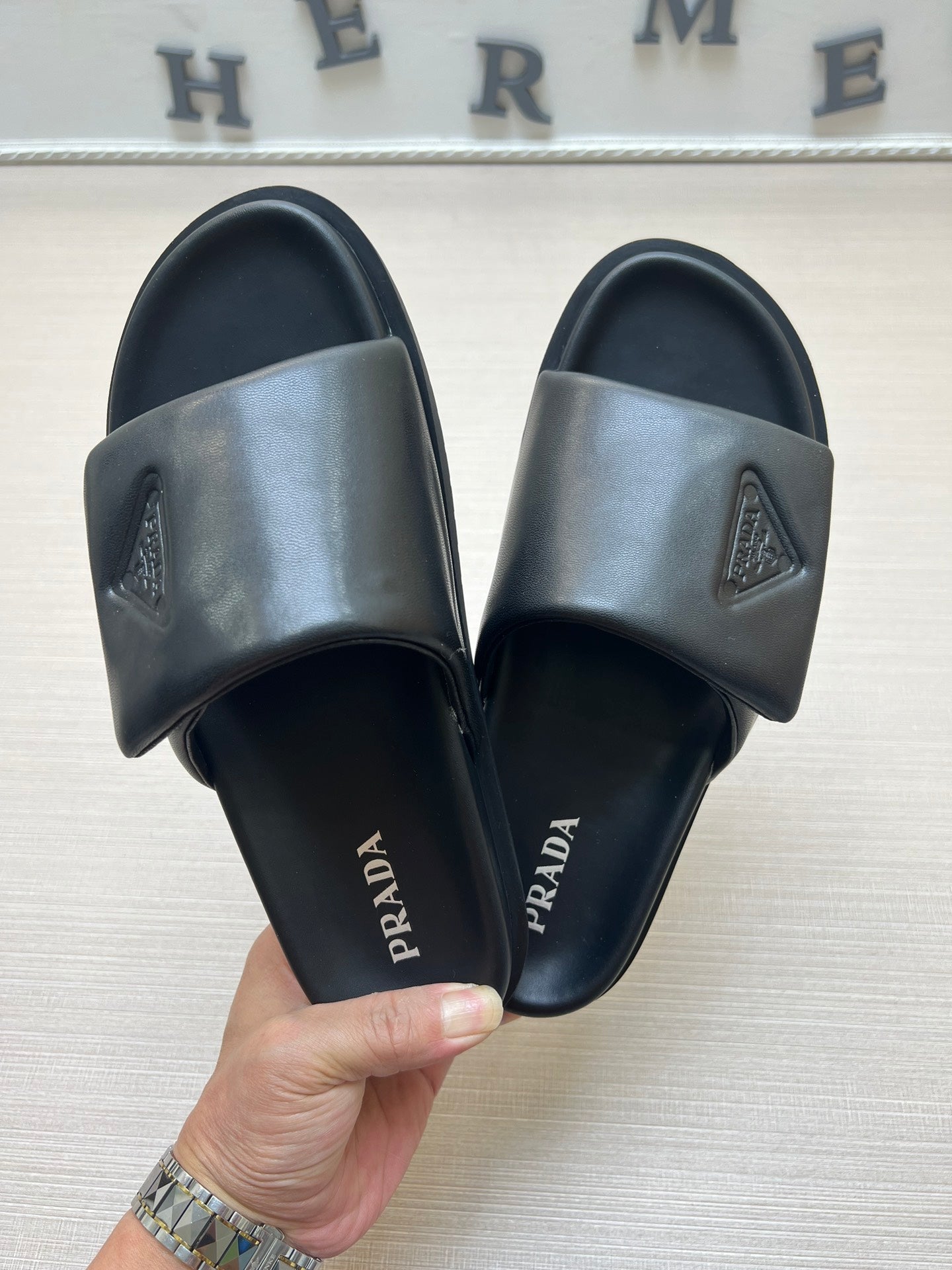 Z5ZPD7 Popular slippers
