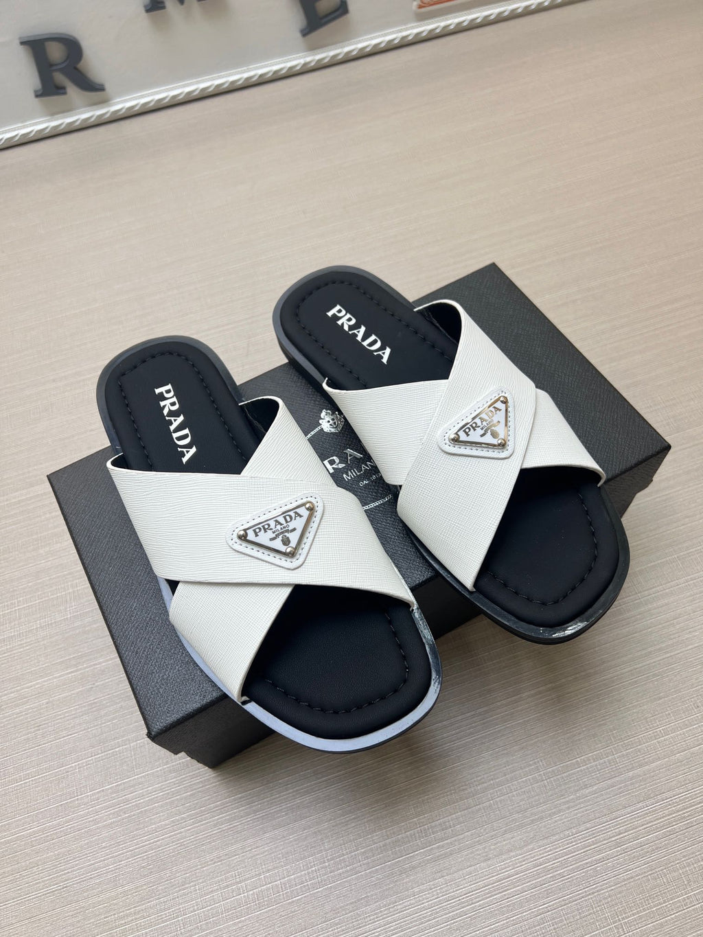 Z5ZPD71 Popular slippers