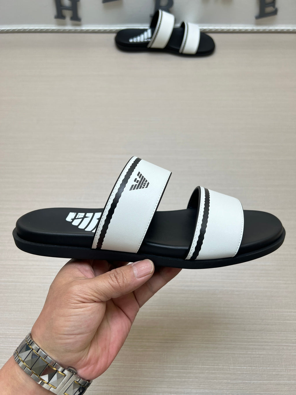 Z5ZA103 Popular slippers