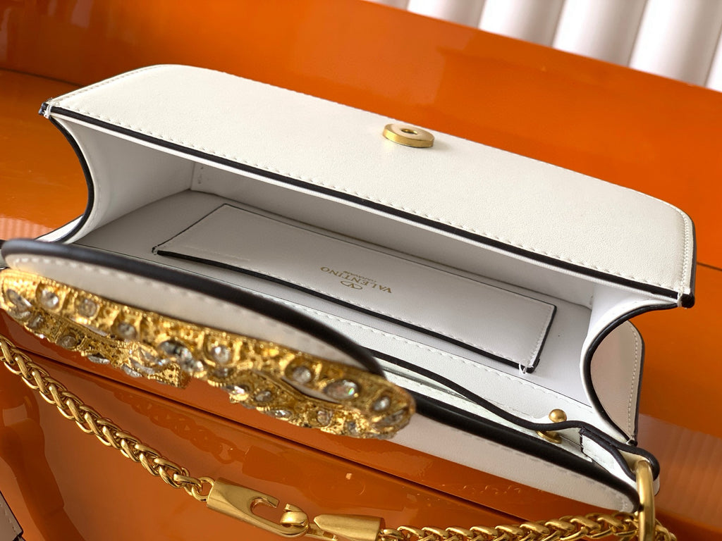 B1P36A30 Popular  leather bag