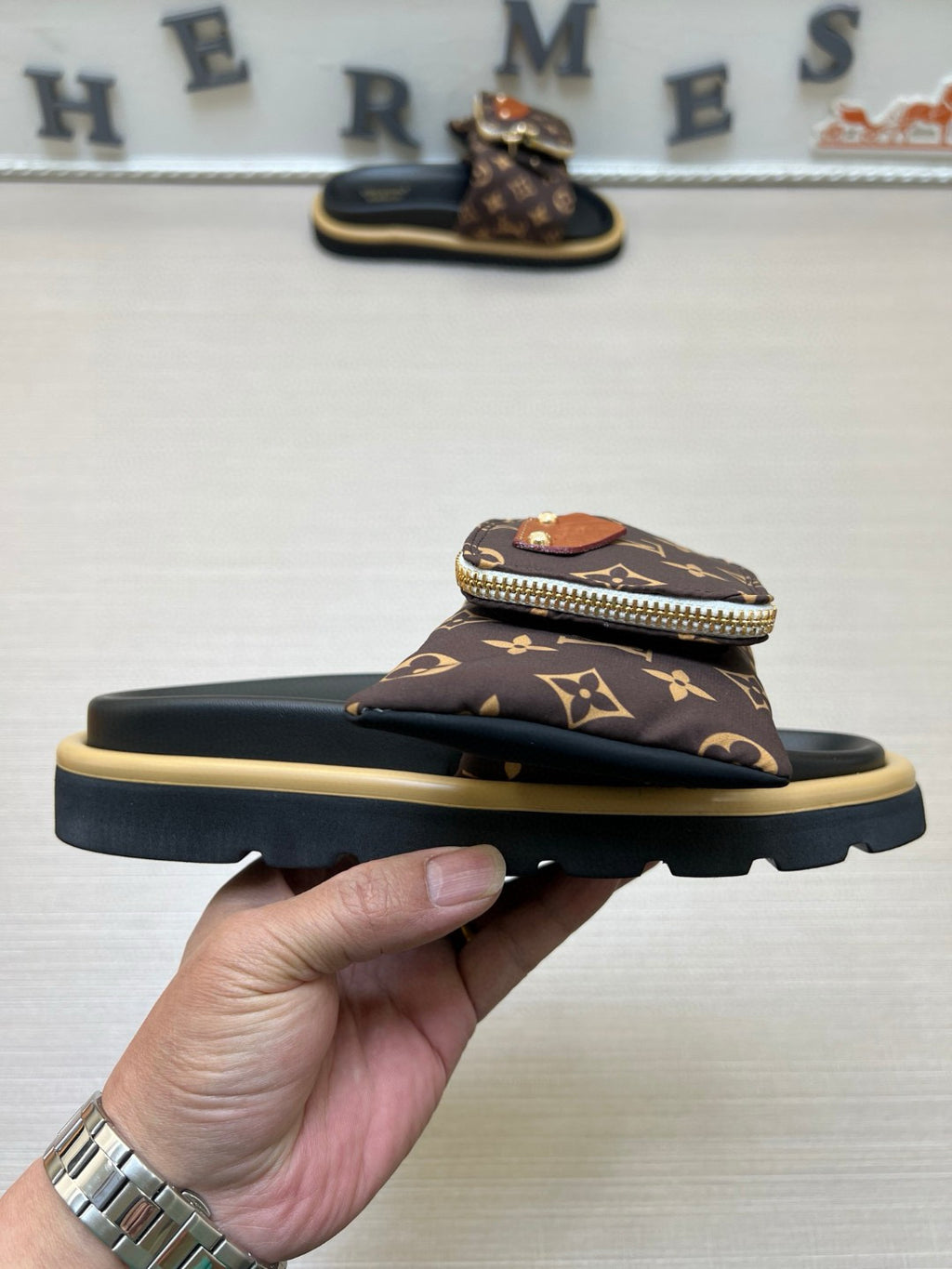 Z5QE1 Popular Slippers