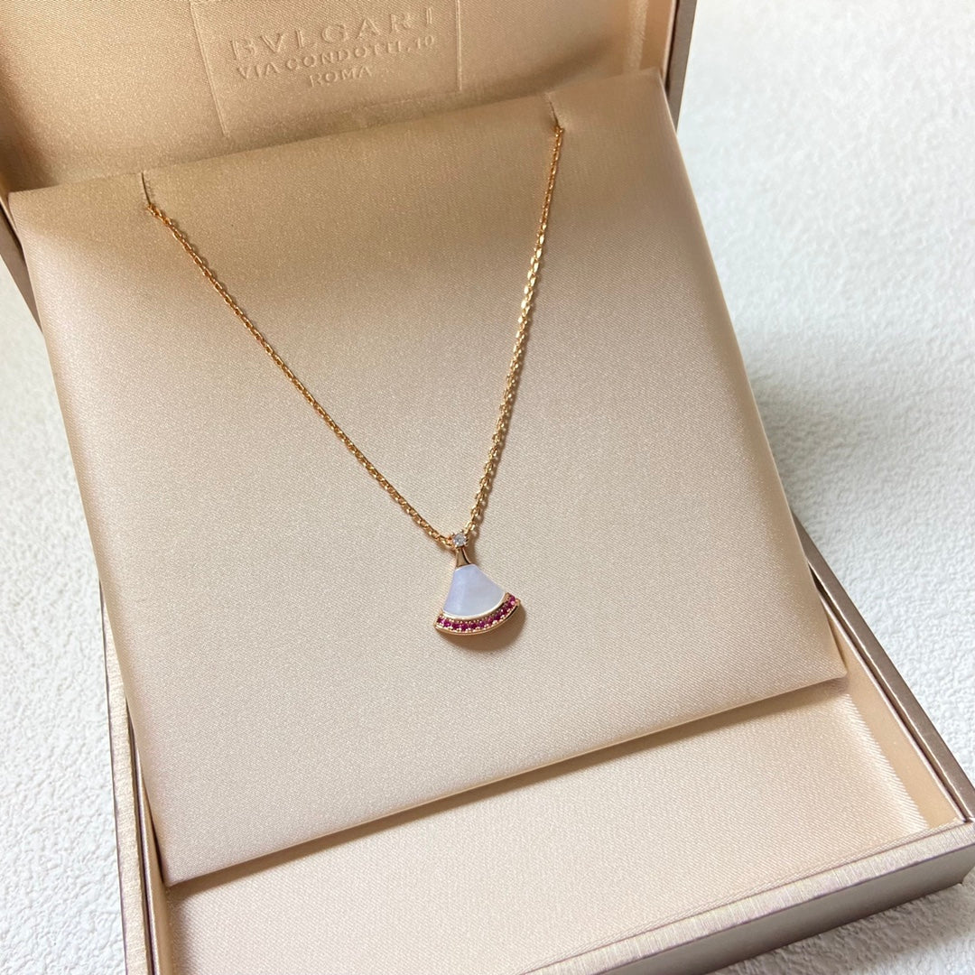 X1Q85S409X Popular Necklaces