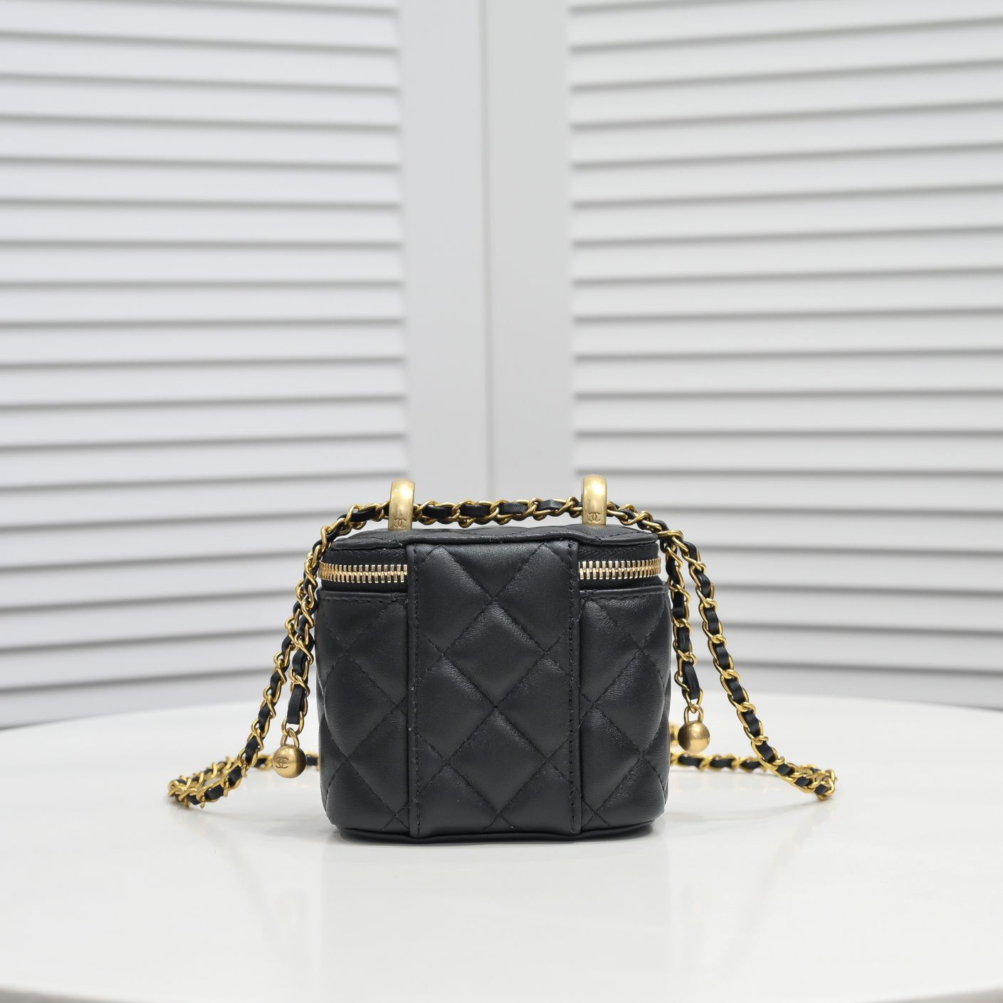 B1X43C45 Popular  leather bag 