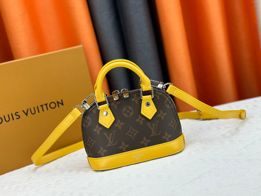 B1X55E19 Popular leather bag