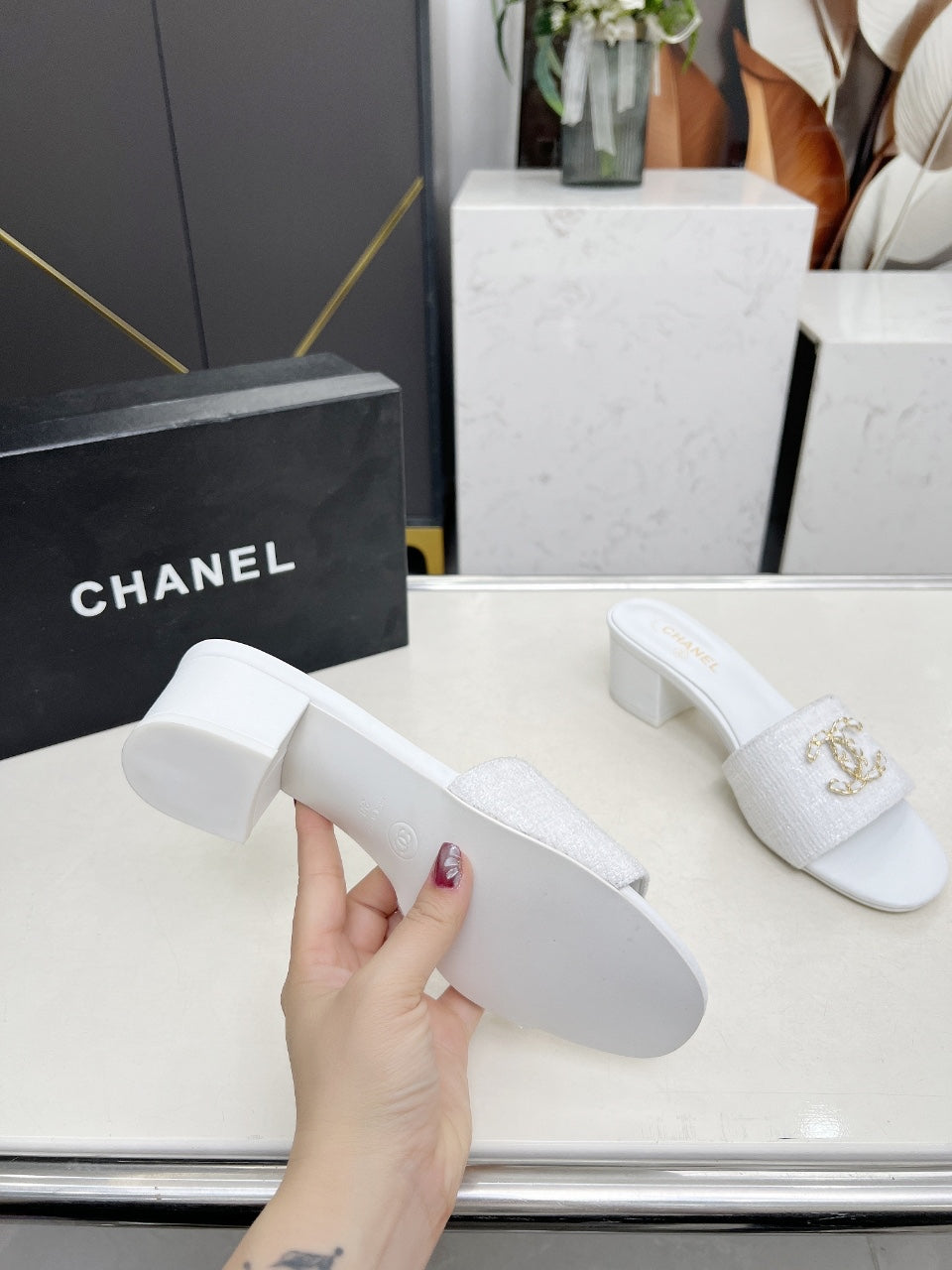 Z2Q55B30 Popular high-quality  Shoes