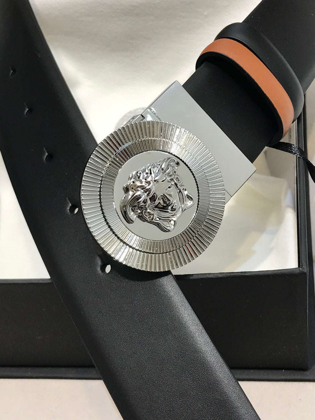 P1Q64V90 Popular  High quality belt With full package