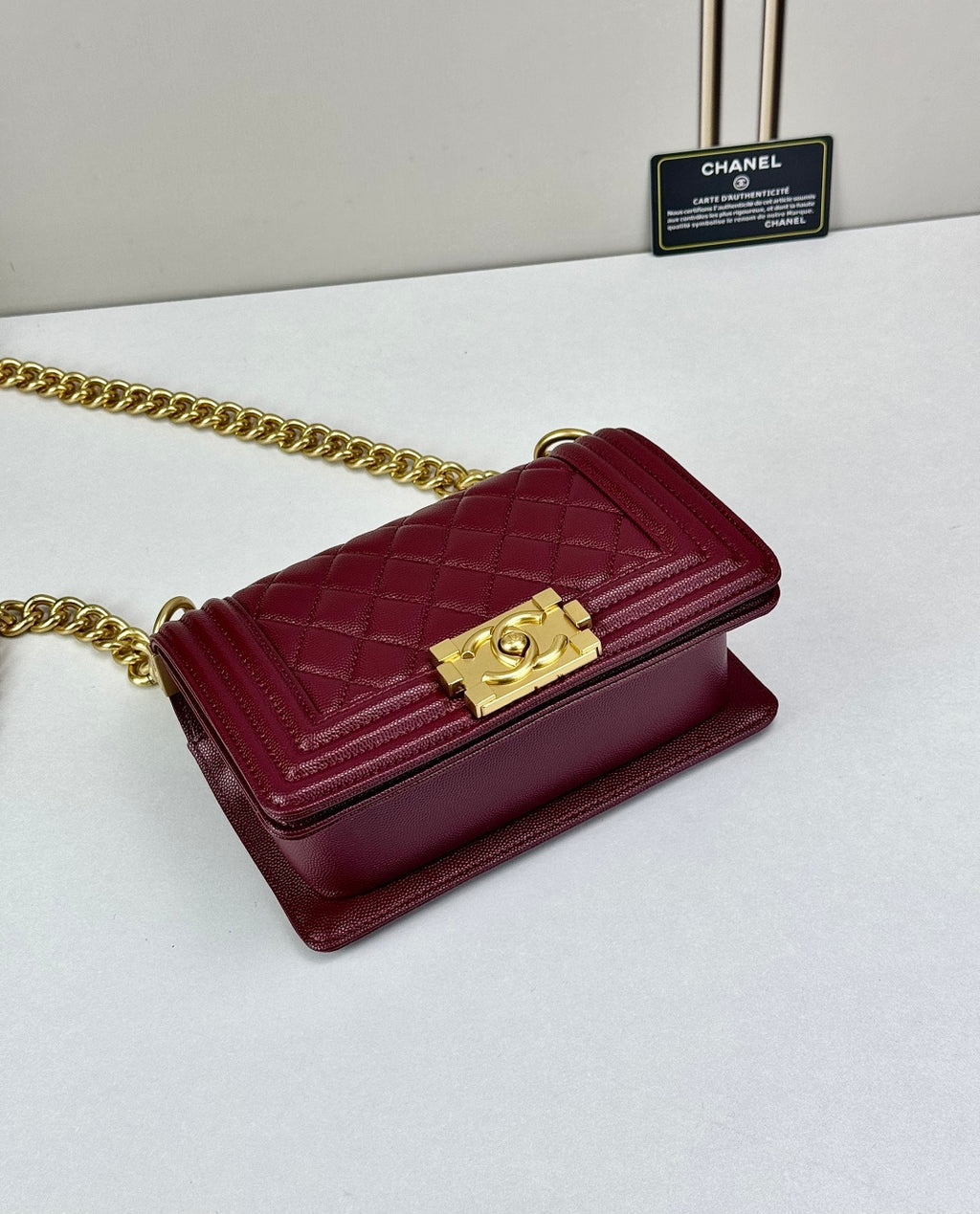 B1P36C17 Popular Caviar leather bag