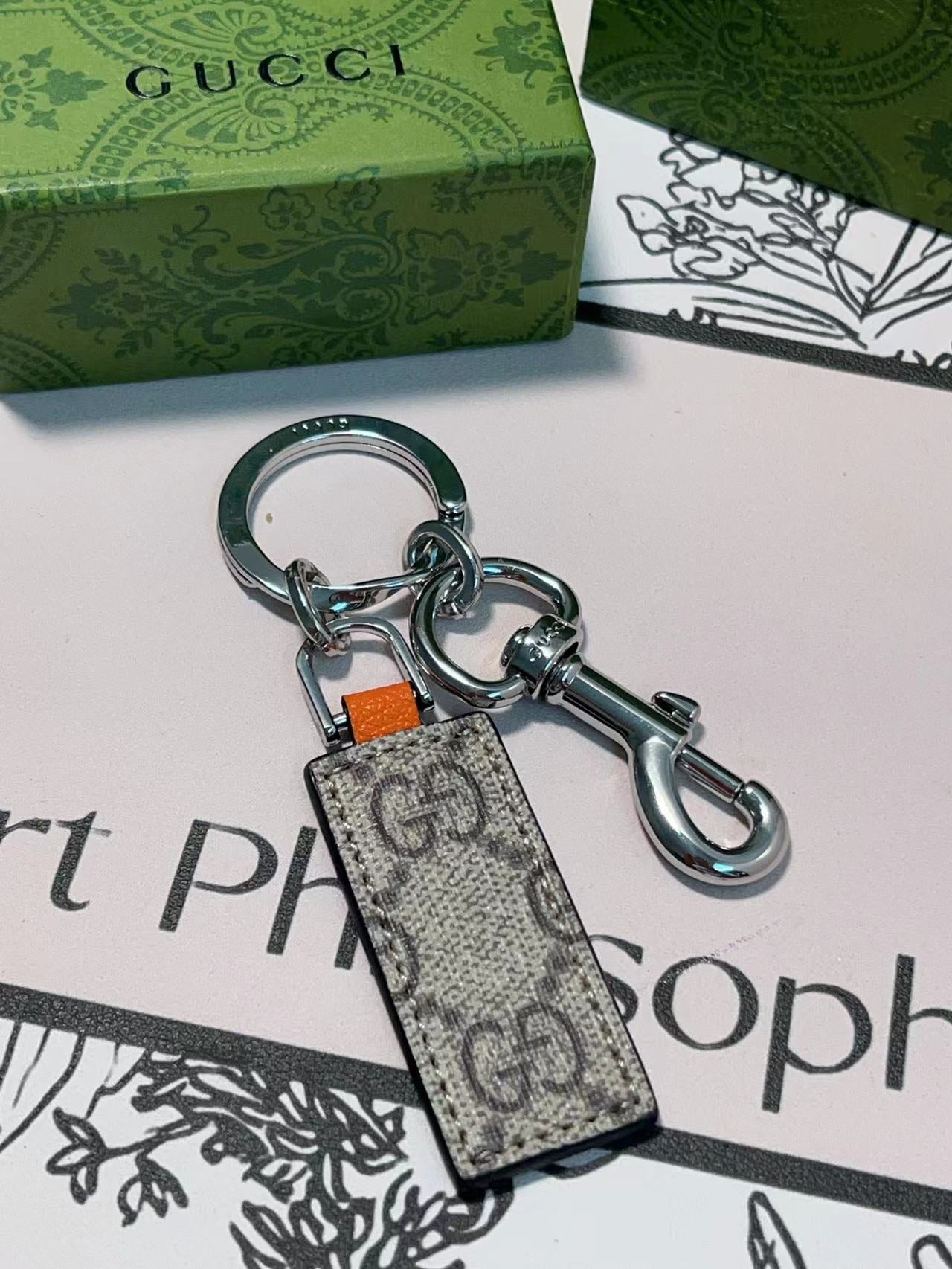 A1Z105B12 Popular bag 's charms accessories
