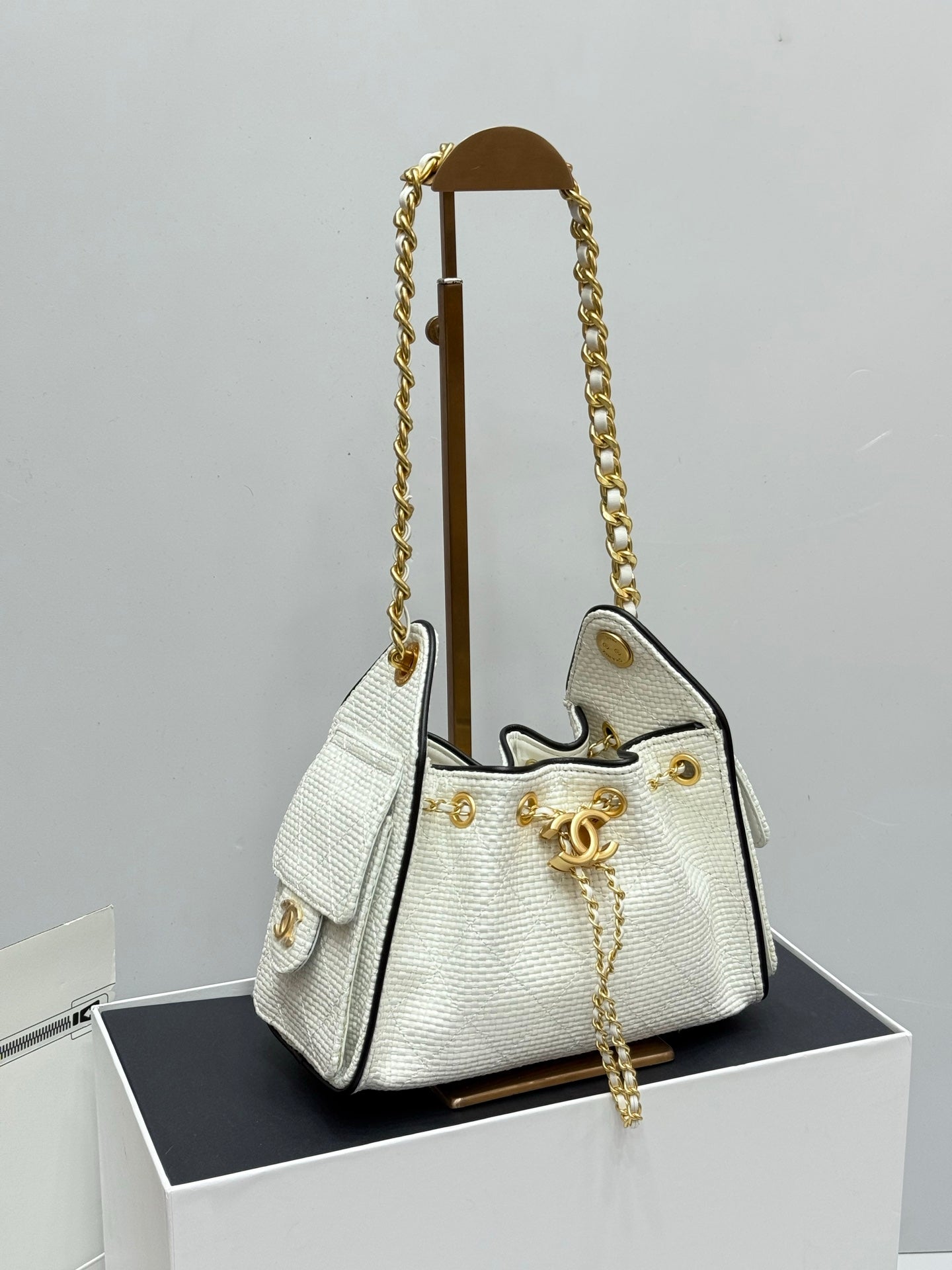B1P36C20 Popular Woven bag