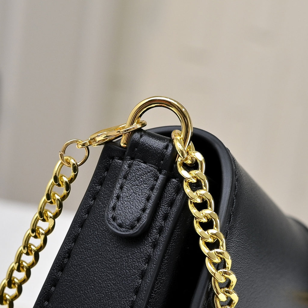 B1R15F138 Popular leather bag