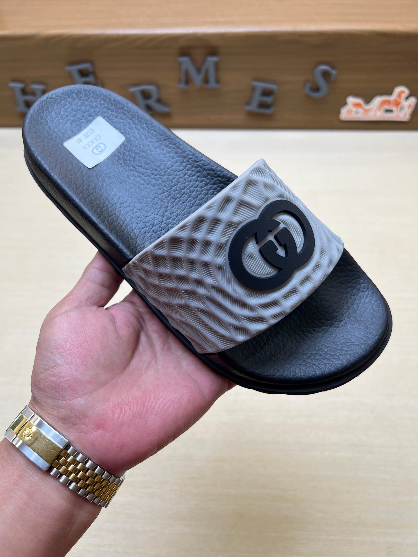 Z5R66B30 Popular Slippers