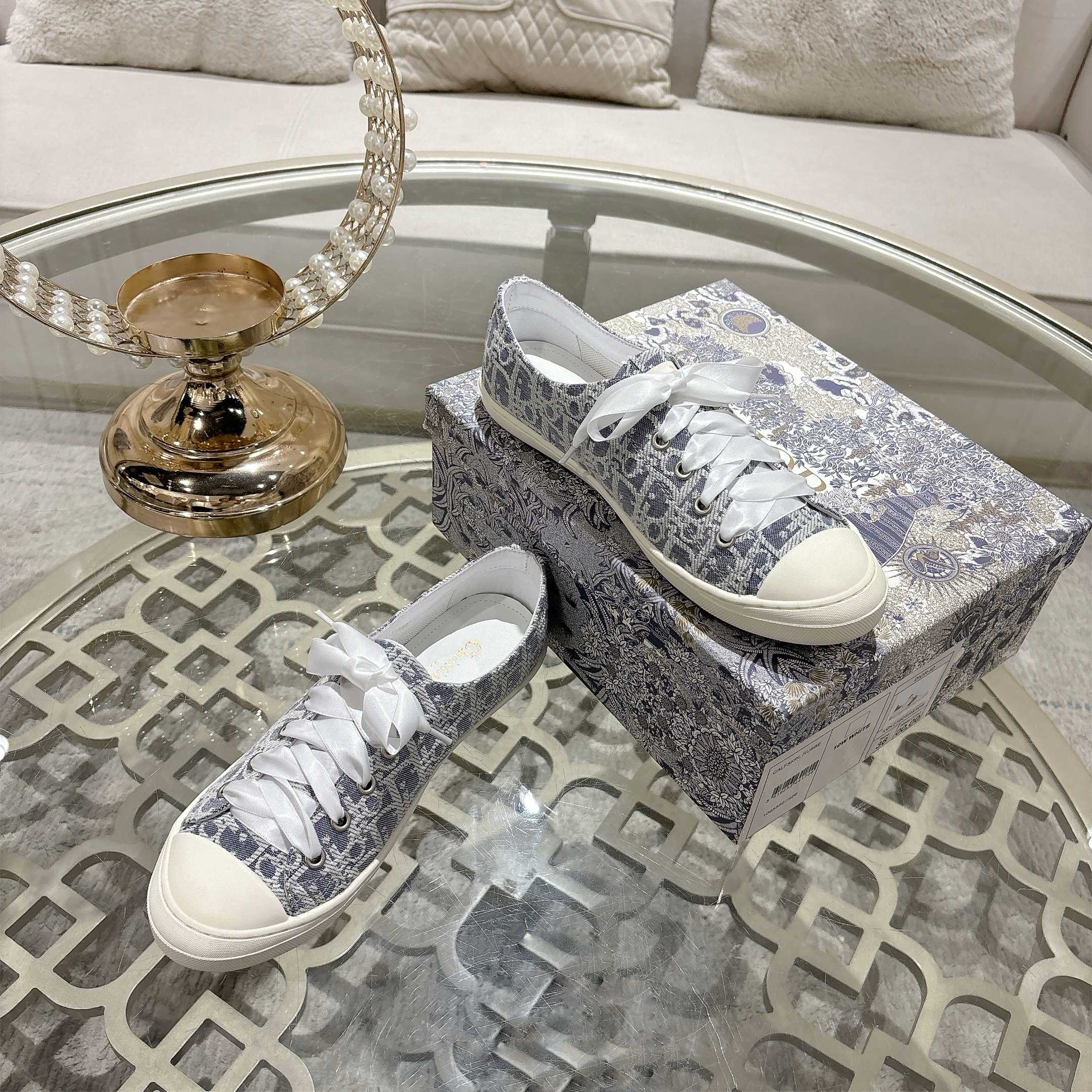 Z2Z85D59 Popular high-quality shoes