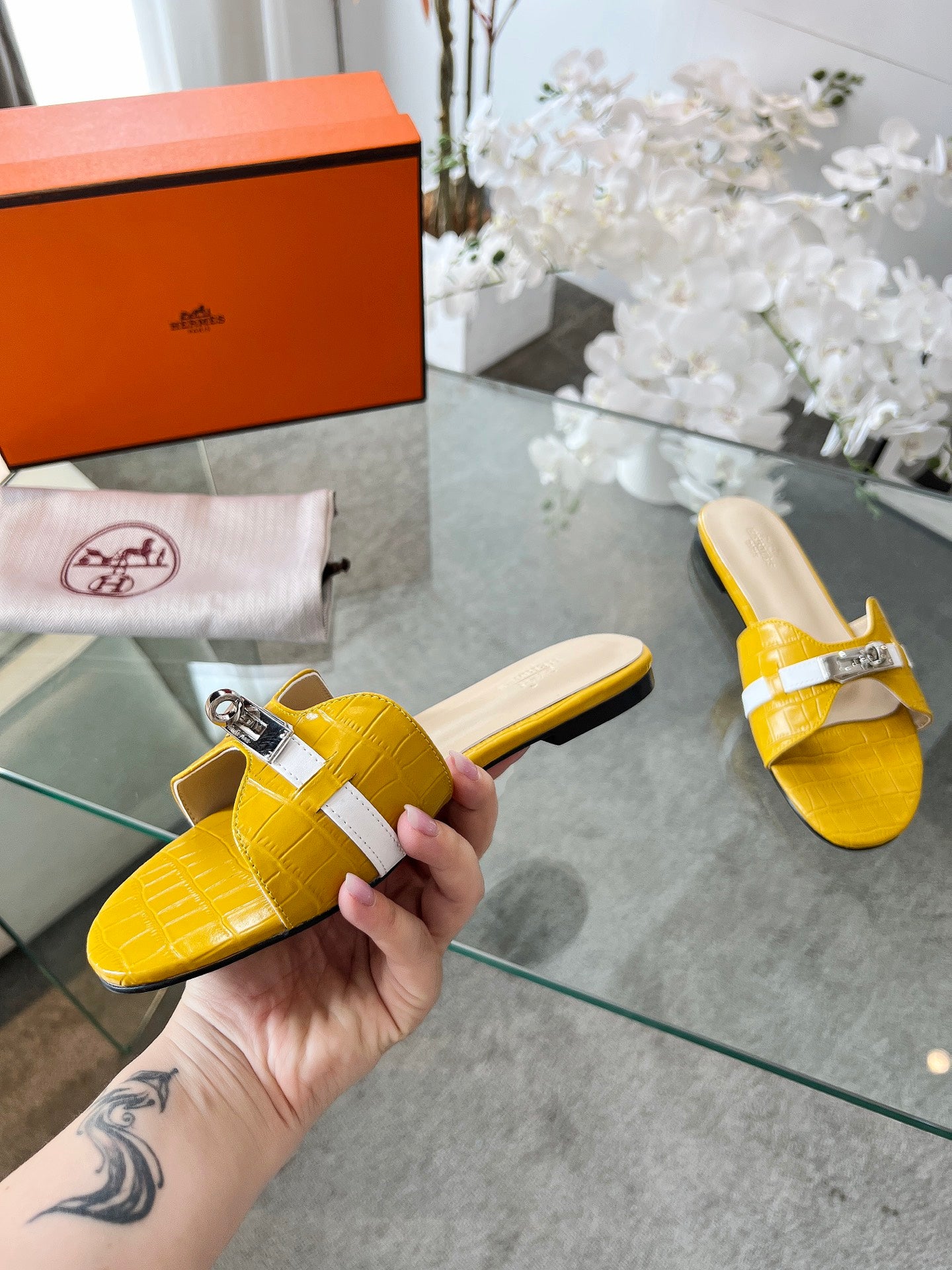 Z2Z85H10  Popular leather Shoes