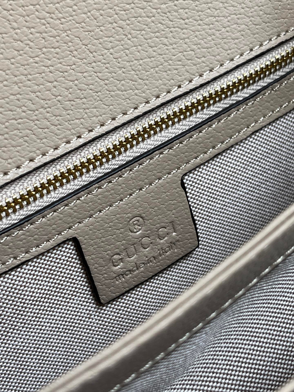 B12X64B467 Popular   leather bag