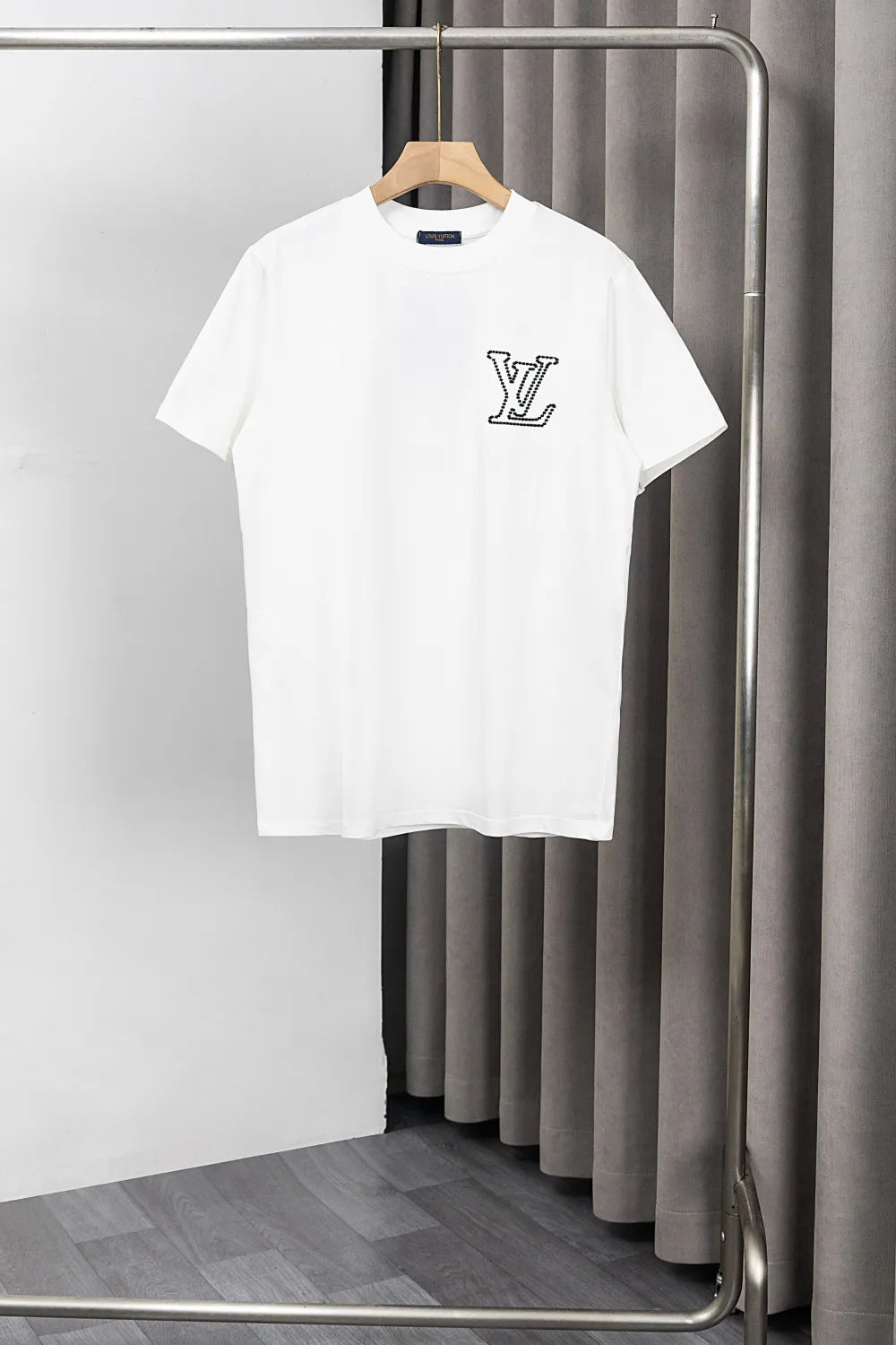 U1P36E125 Popular T-shirts