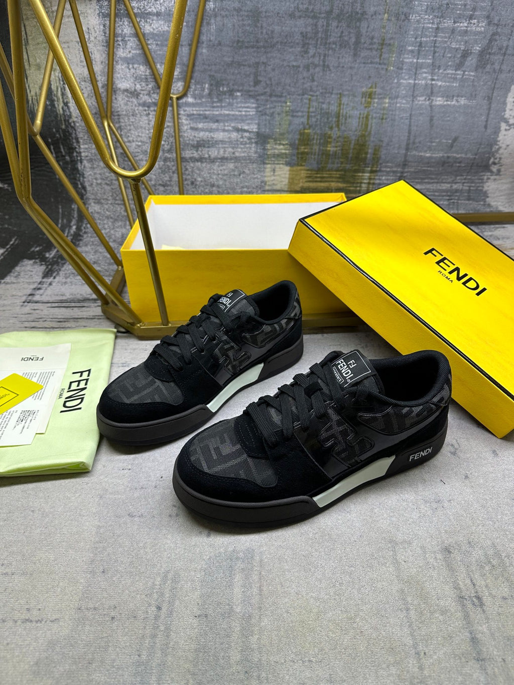 Z2N95F13  Popular high quality shoes