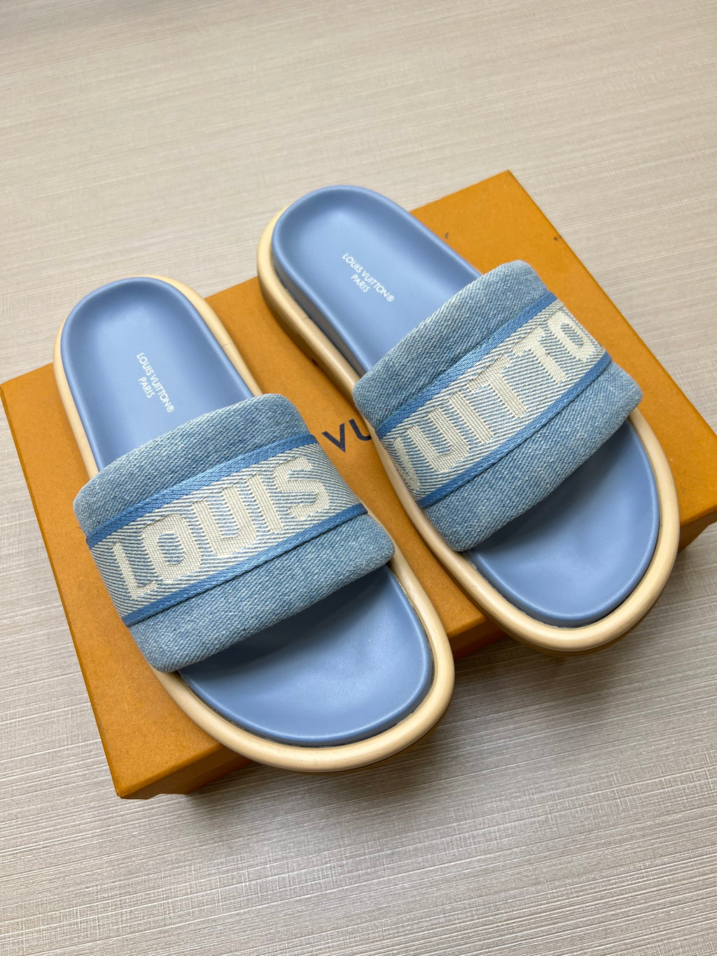 Z5Z35E300 Popular Slippers