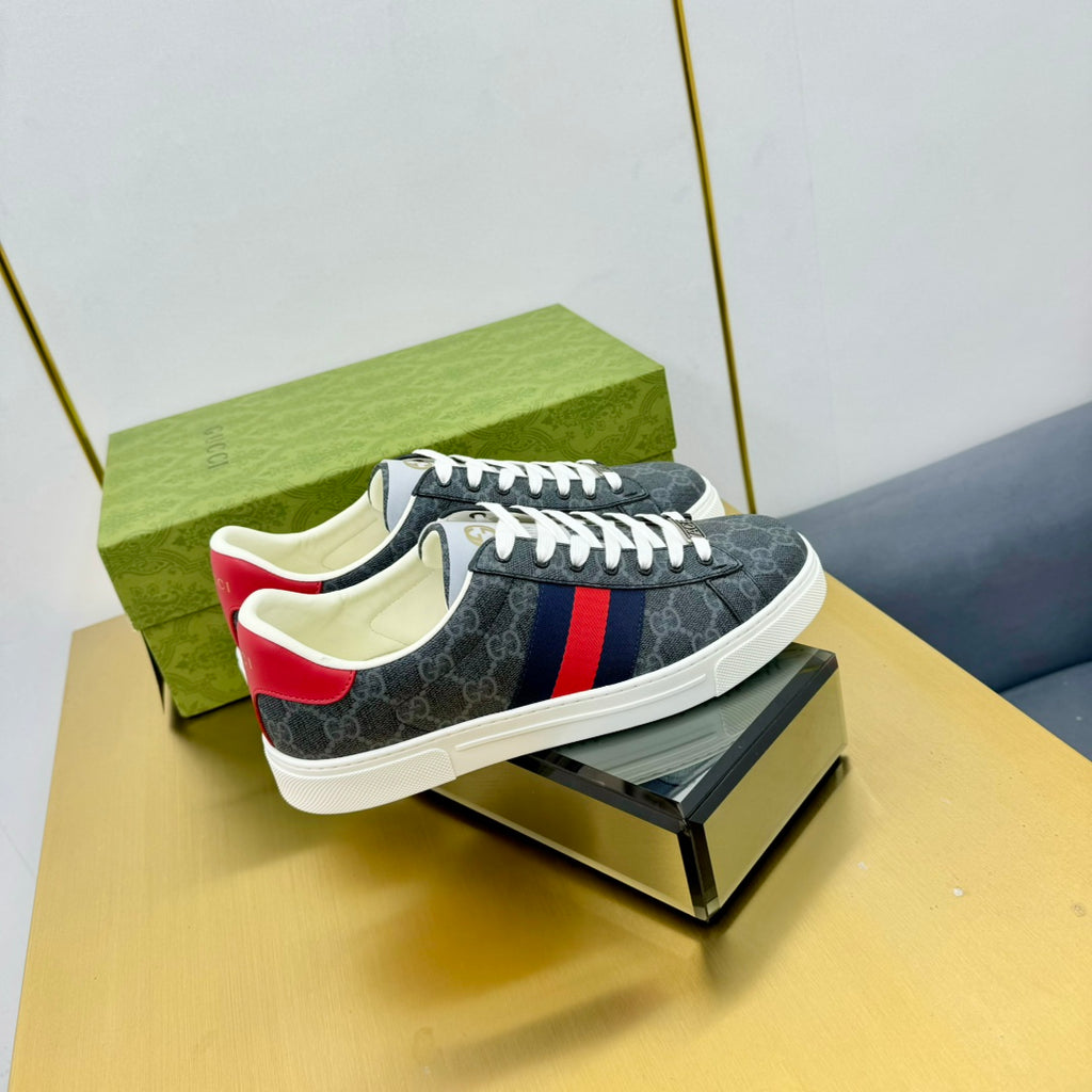 Z2Q105B386 Popular high-quality Shoes