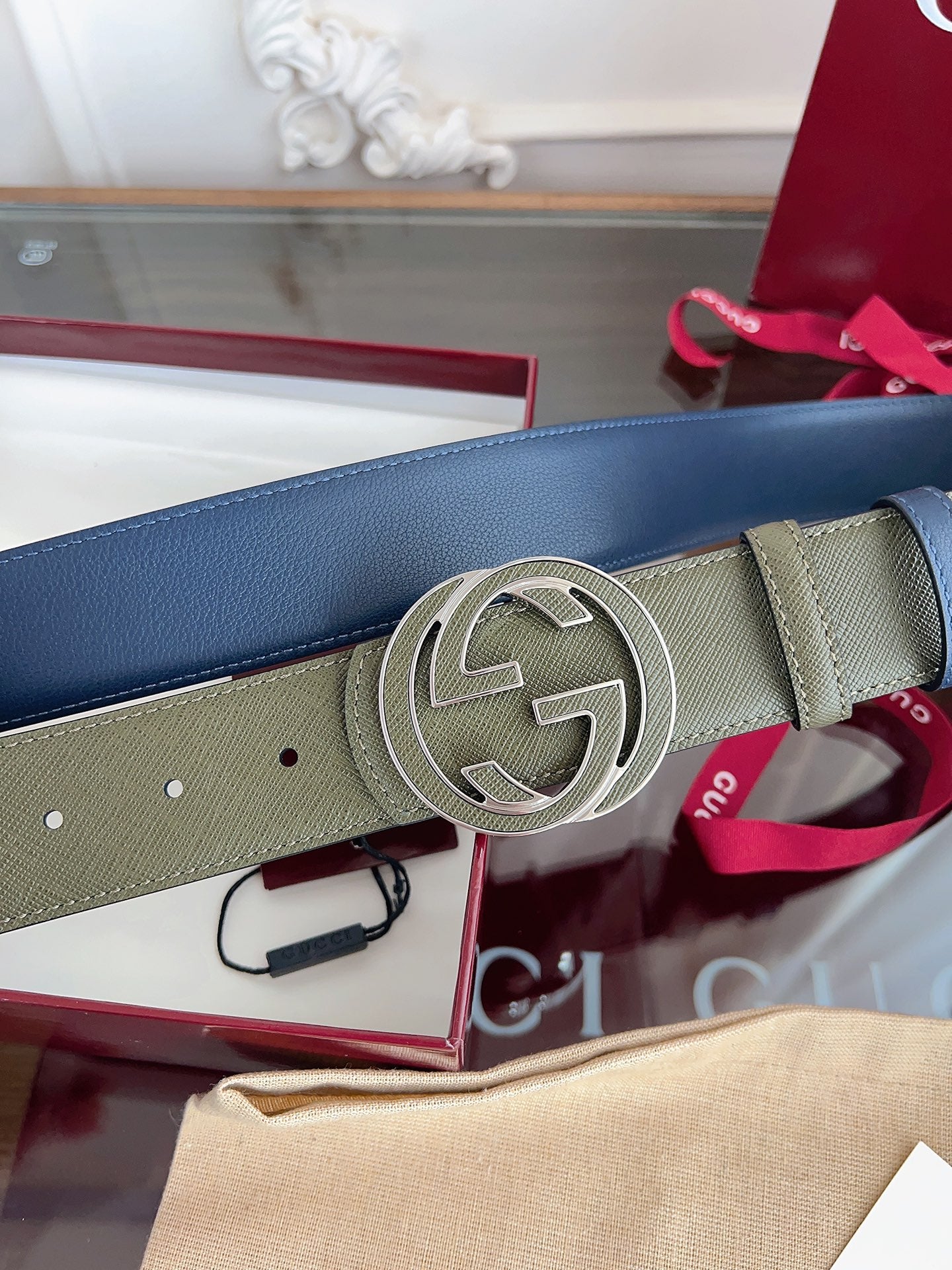 P1P36B11 Popular High quality belt With full package
