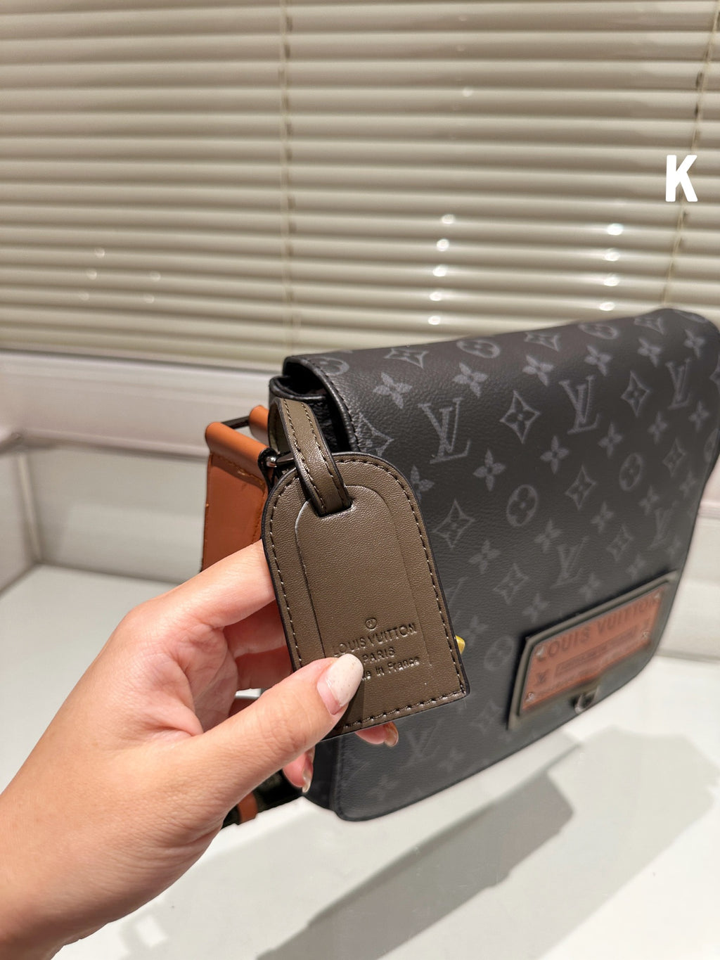 B6X103E182 Popular  leather bag 