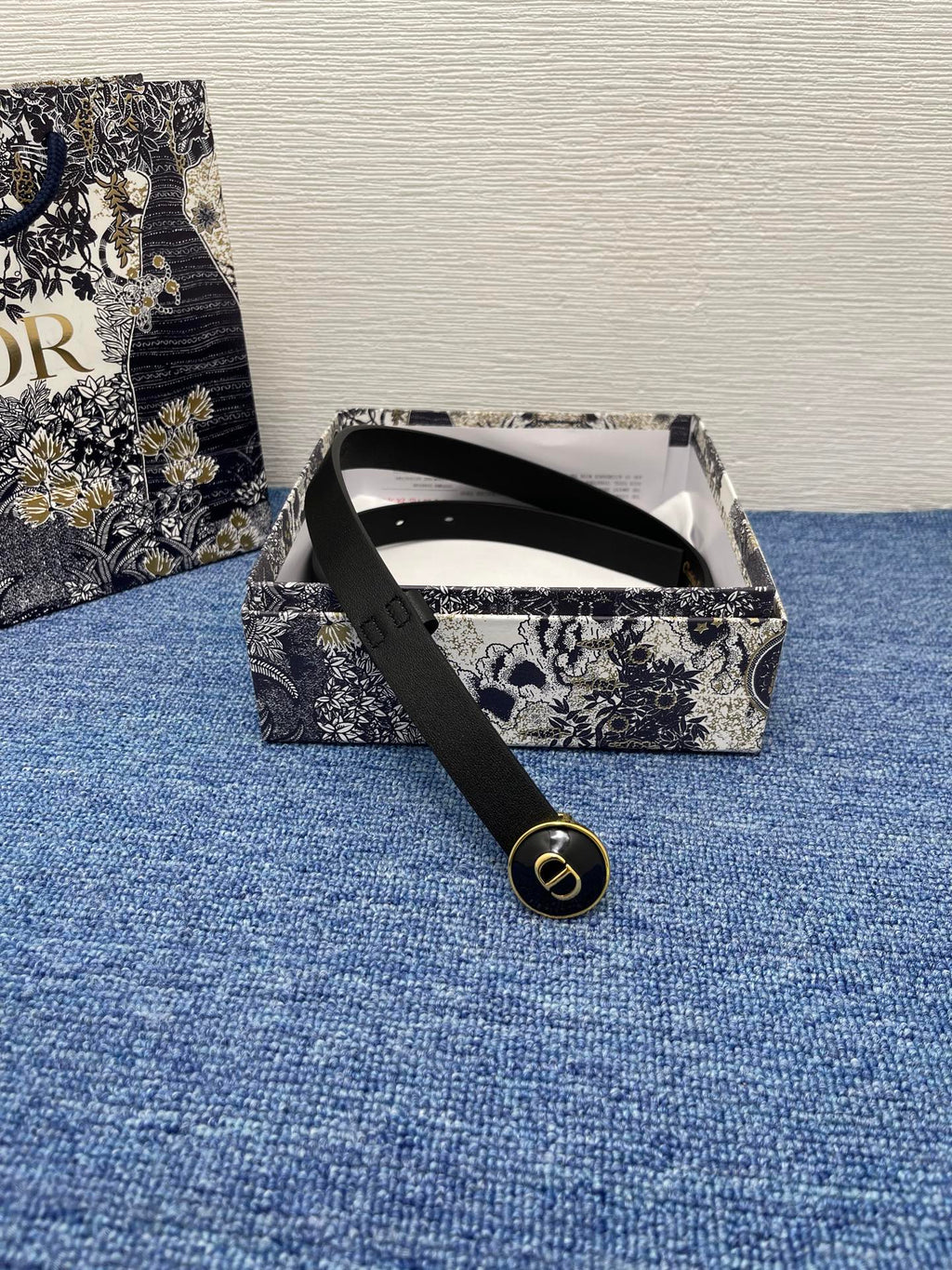 P1R55D201 Popular  High quality belt With full package