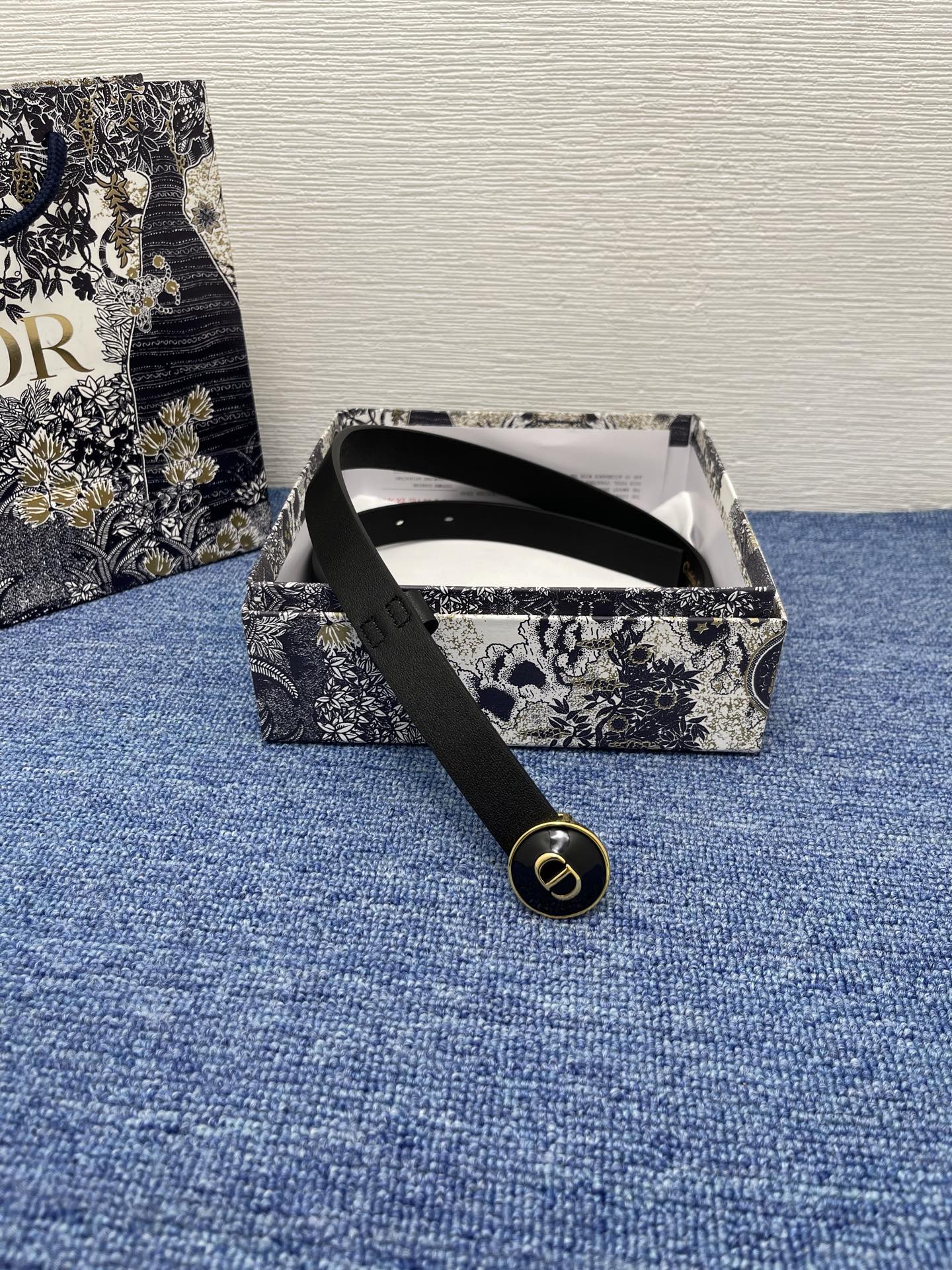 P1R55D201 Popular  High quality belt With full package