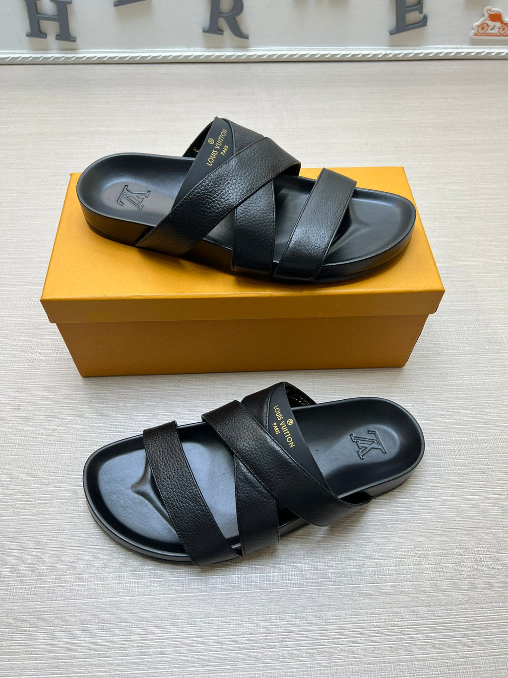 Z5ZE89 Popular slippers