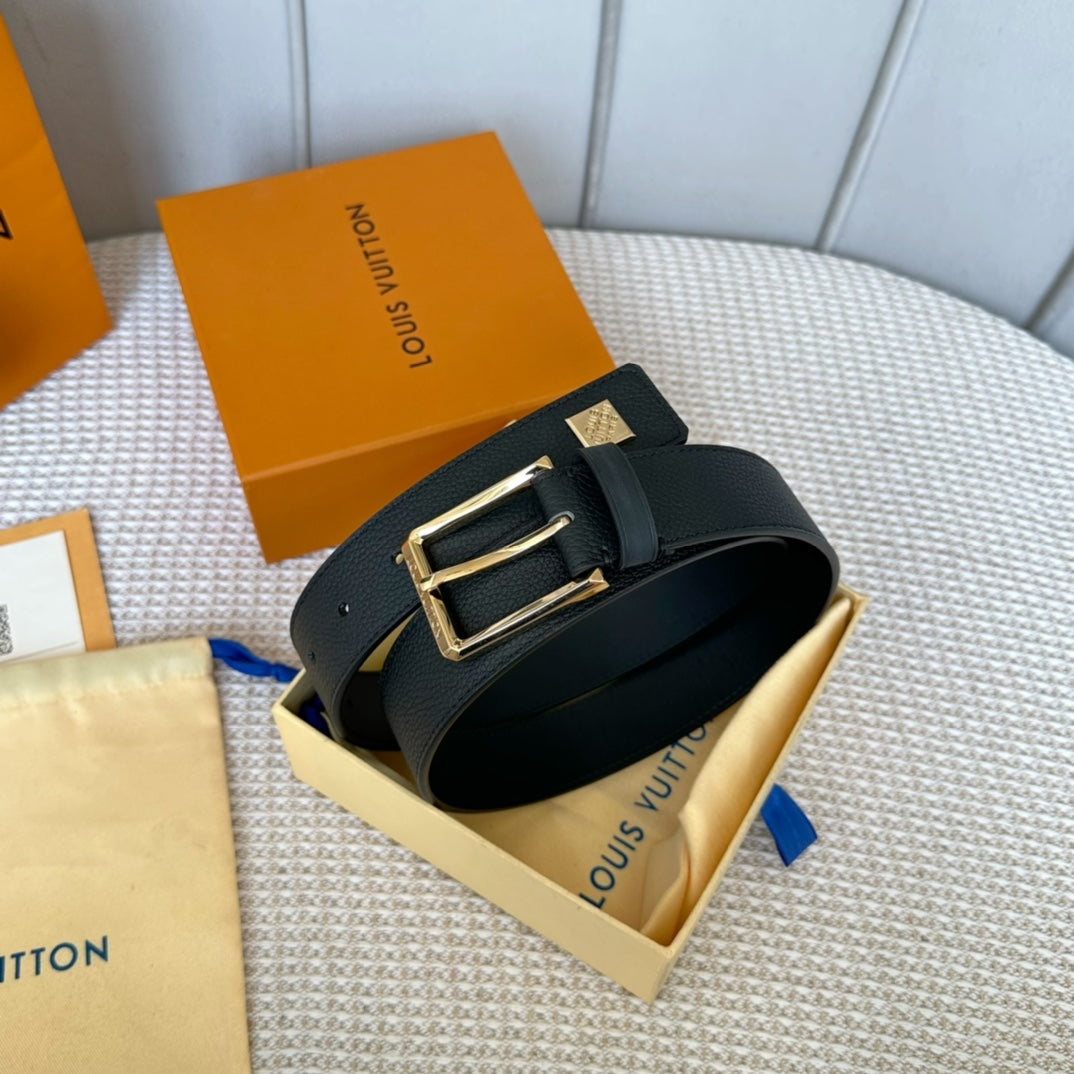P1Q64E63 Popular  High quality belt With full package