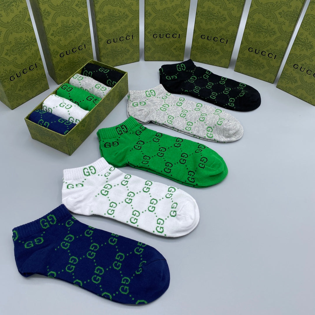 S1Q35B2  Popular socks(5 pairs )