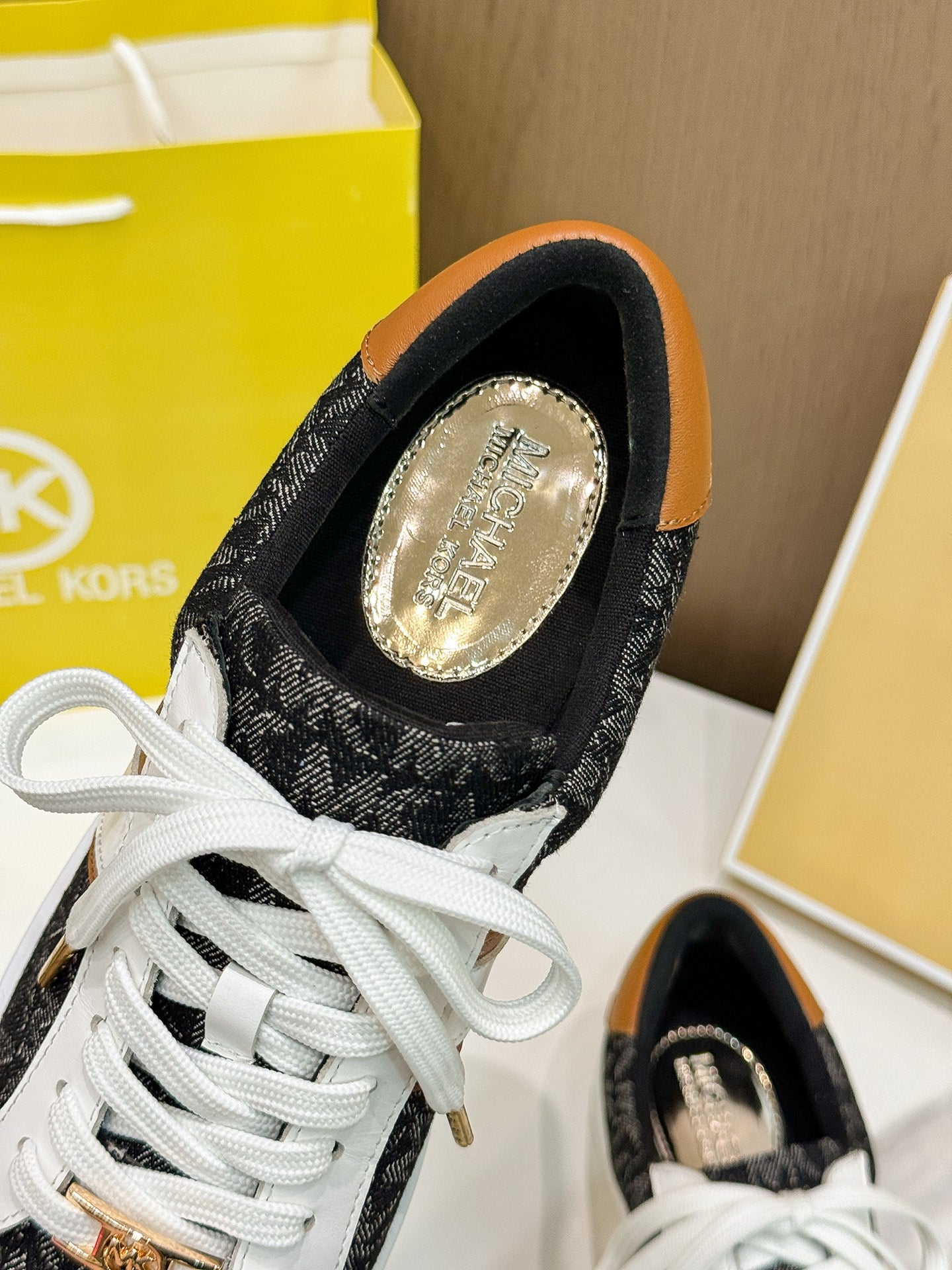 Z2Z85A48 Popular high-quality shoes