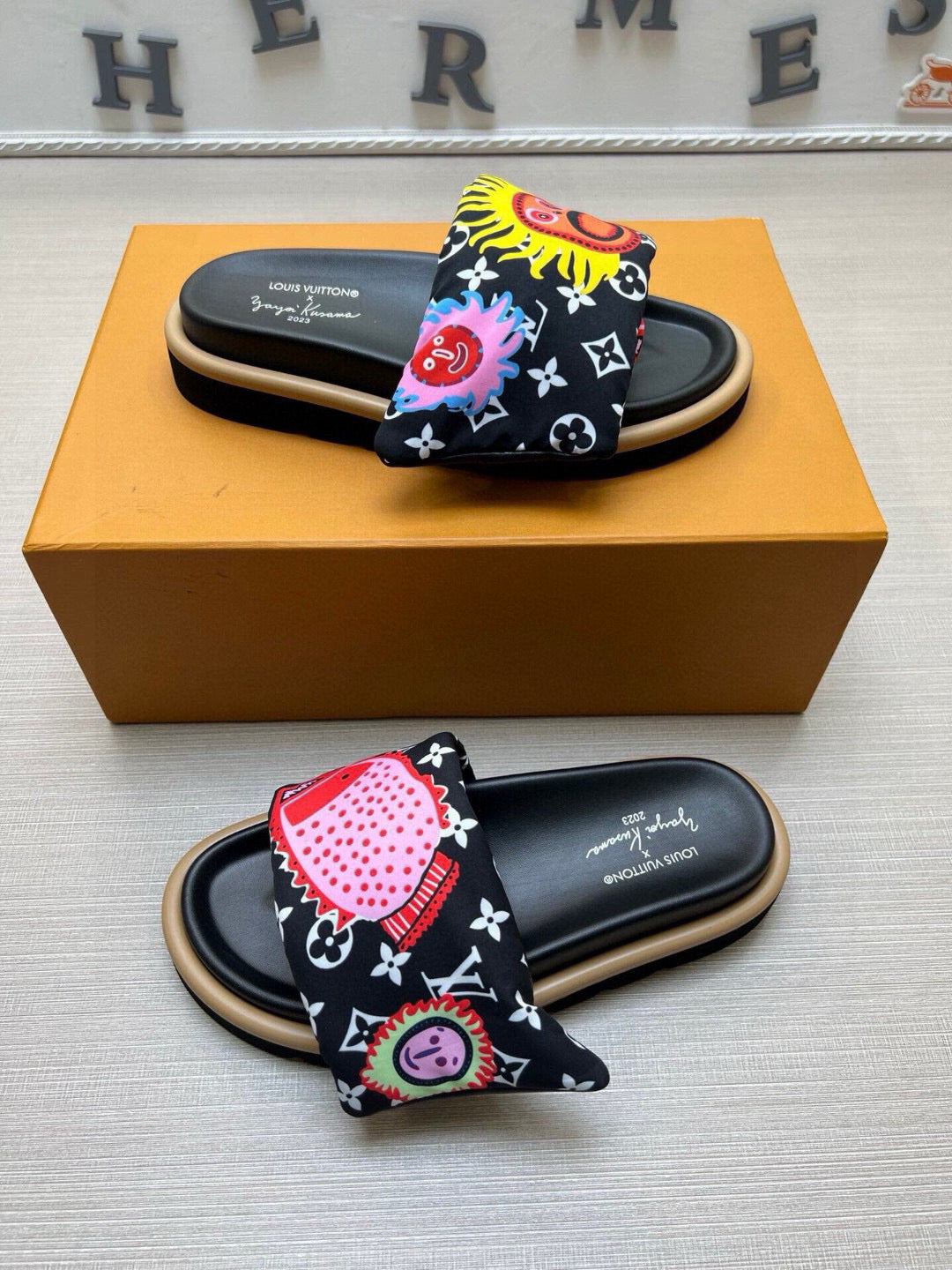 Z5QE11 Popular Slippers