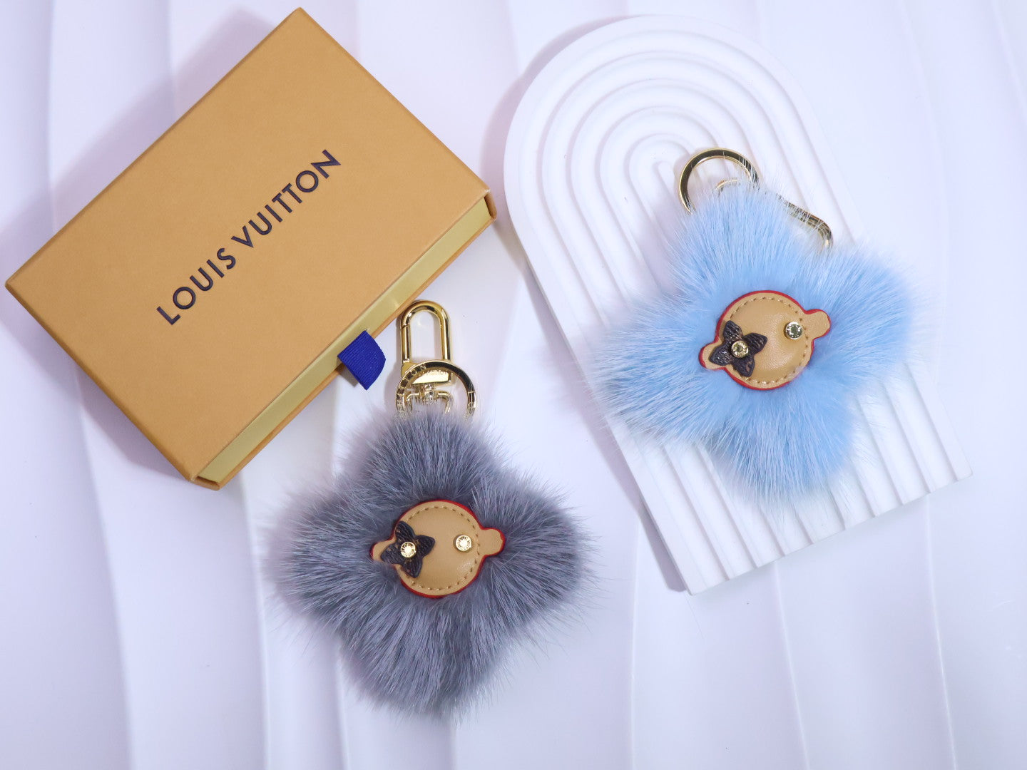 A1Q105E26 Popular bag 's charms accessories