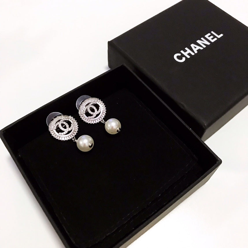 X1Z94C792E Popular Earrings