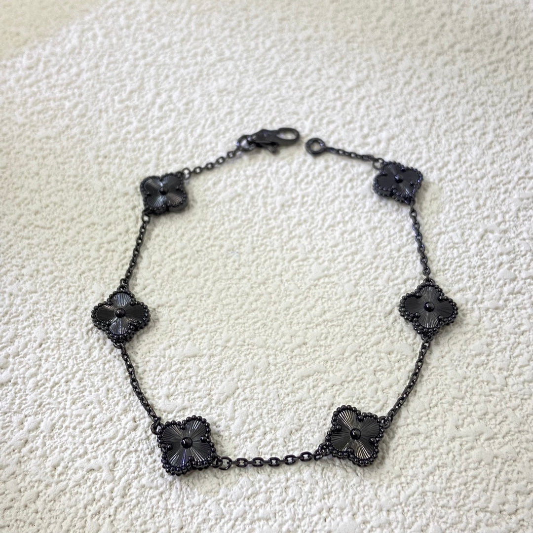 X5X94VA185K  Popular rings,earrings, bracelets,necklaces