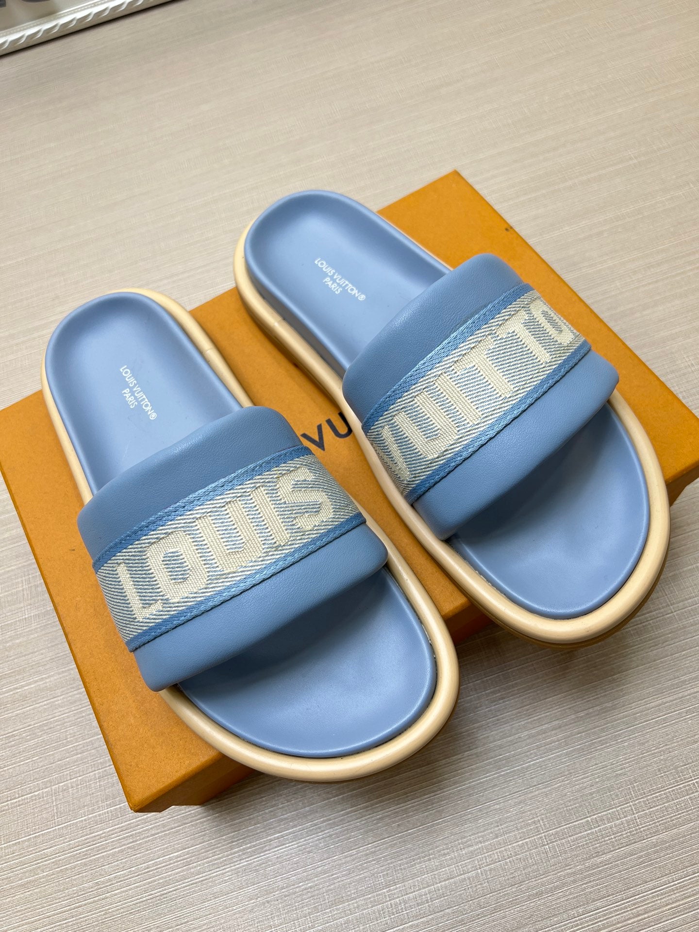Z5Z35E298 Popular Slippers