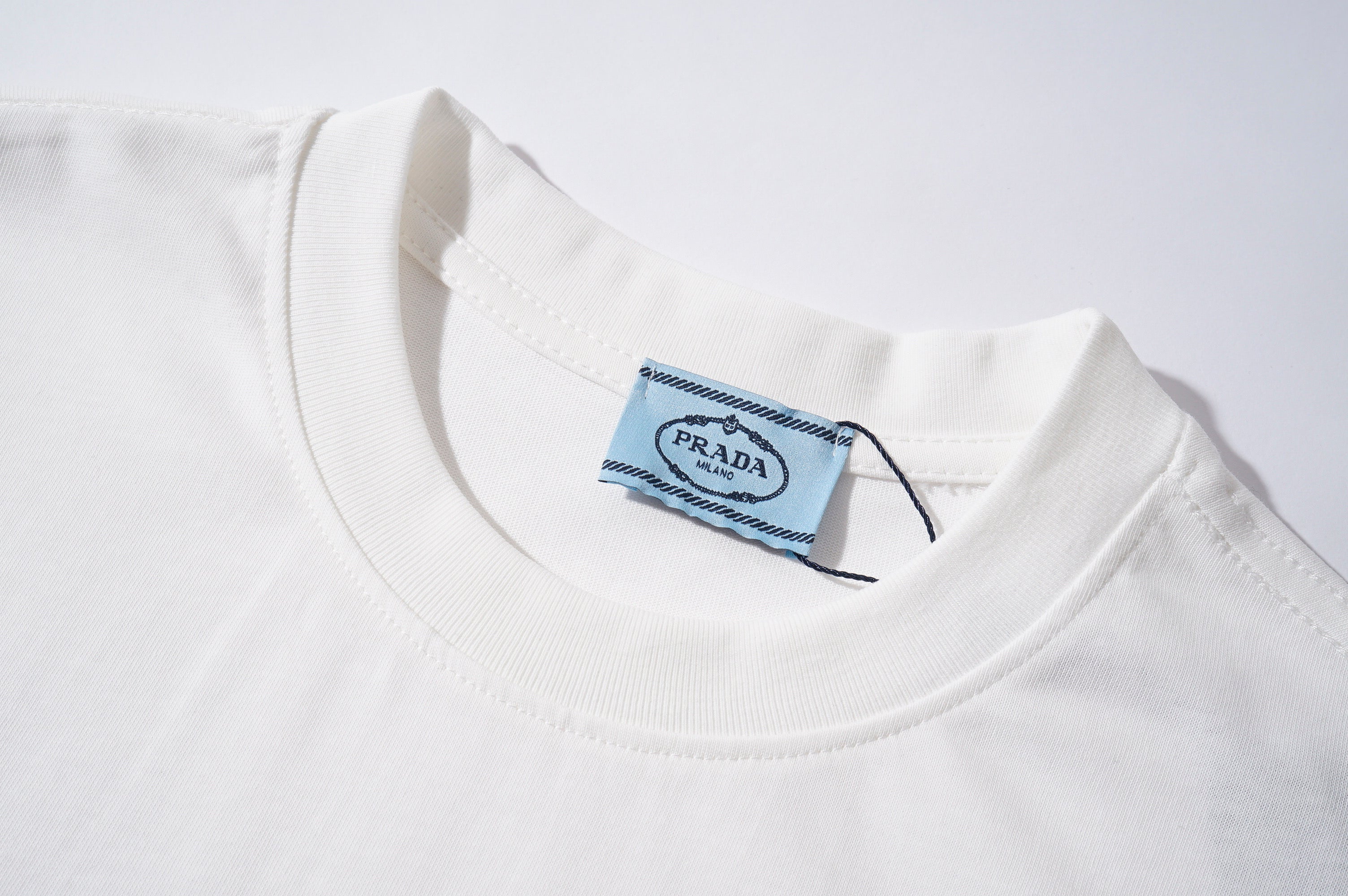 U1W25P24  Popular T-shirts