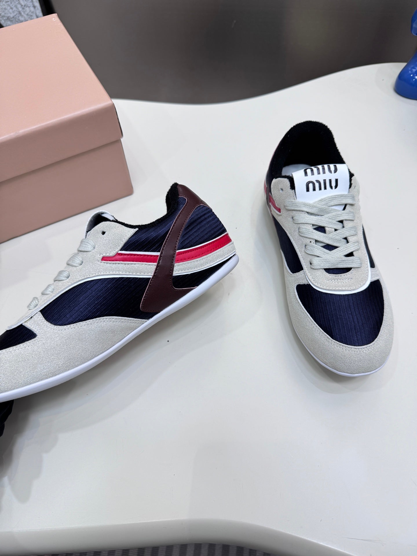 Z1Q105A352 Popular Shoes