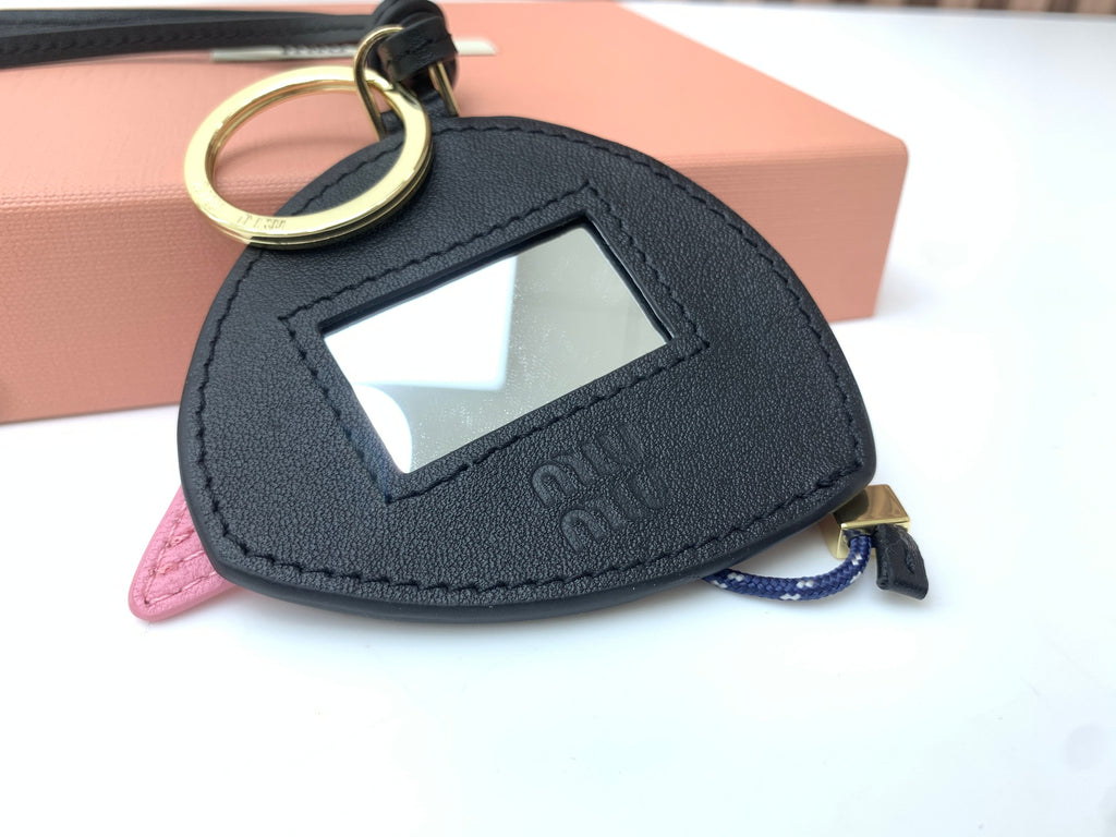A1R76A60 Popular bag 's charms accessories