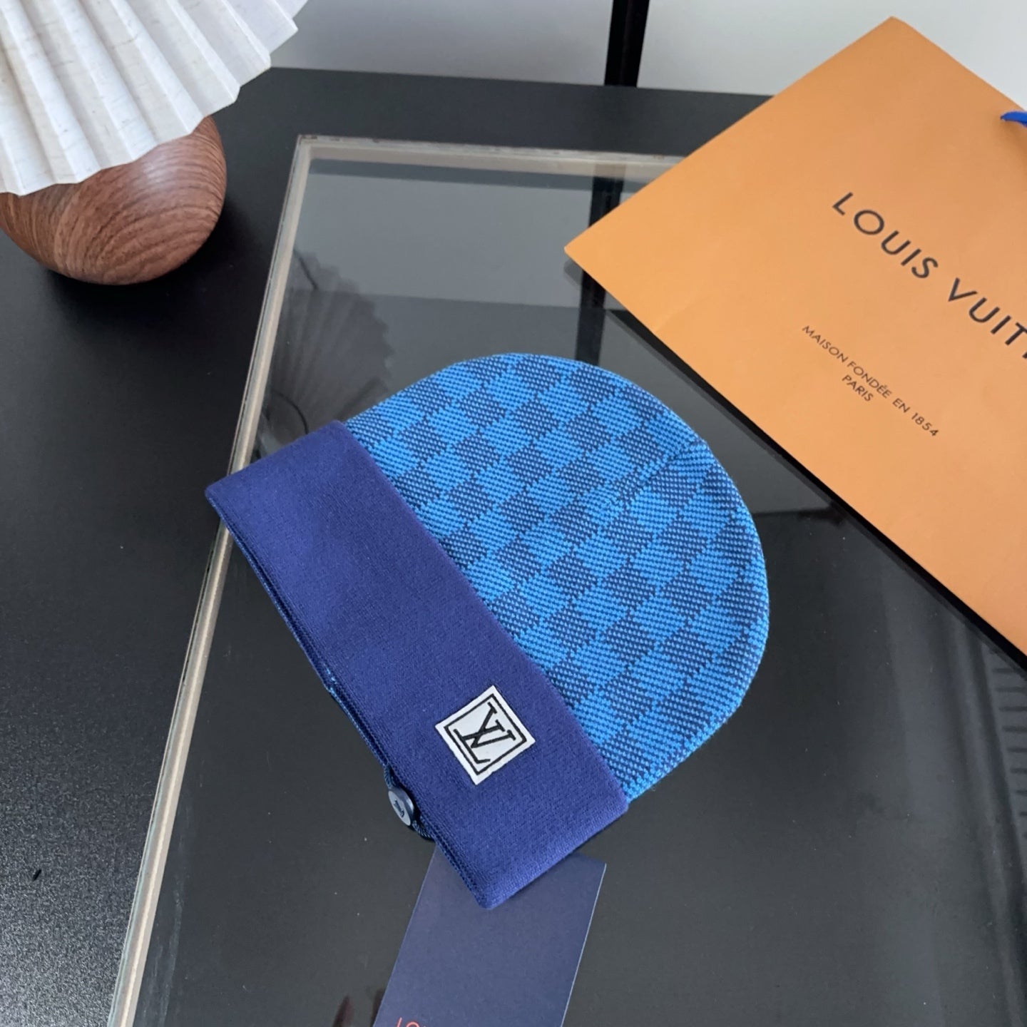 M1R86E18 Popular hats