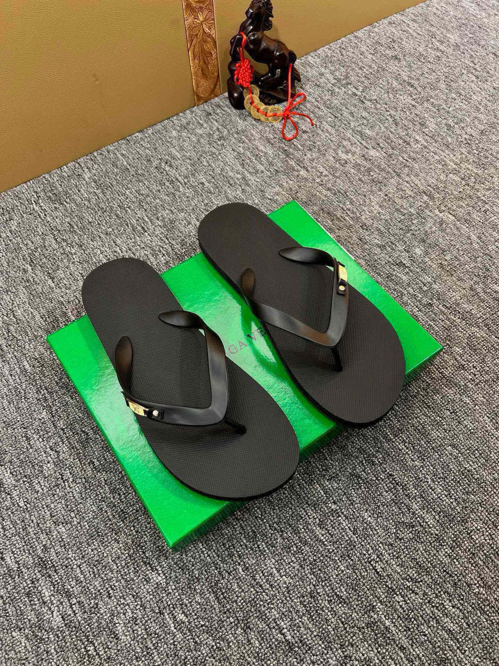 Z5Z35A293 Popular Slippers