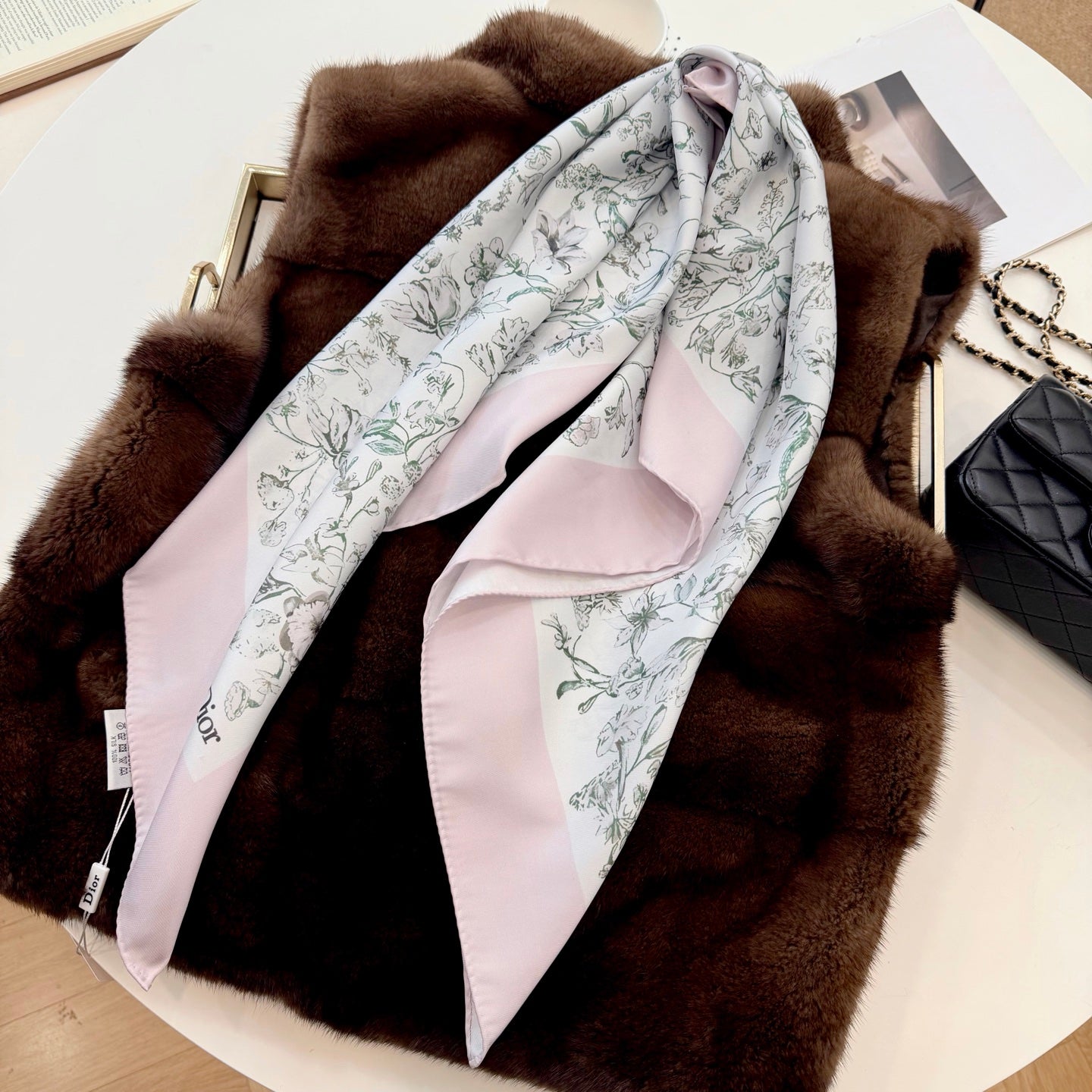 W1N36D20 Popular Silk Scarve