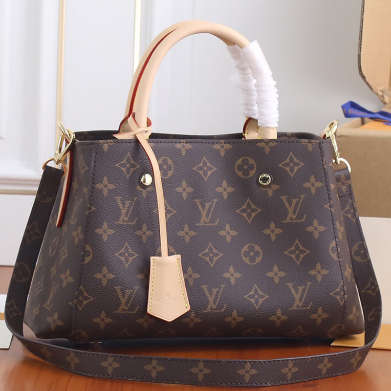 B12X44E317 Popular   leather bag 