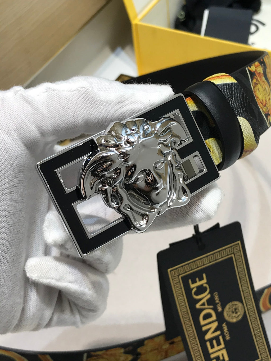 P1Q64V82 Popular High quality belt With full package
