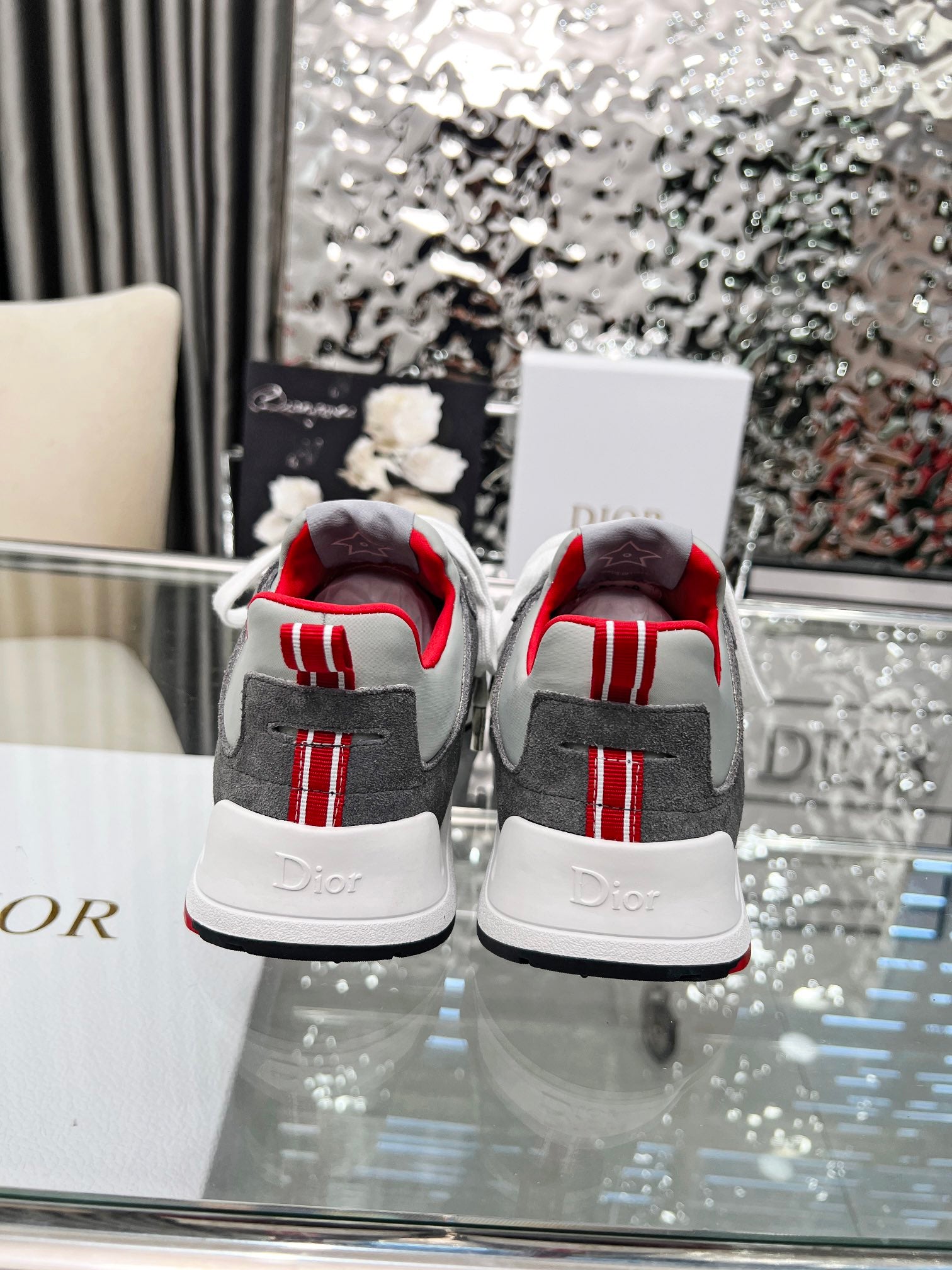 Z2Q105D309 Popular high-quality Shoes