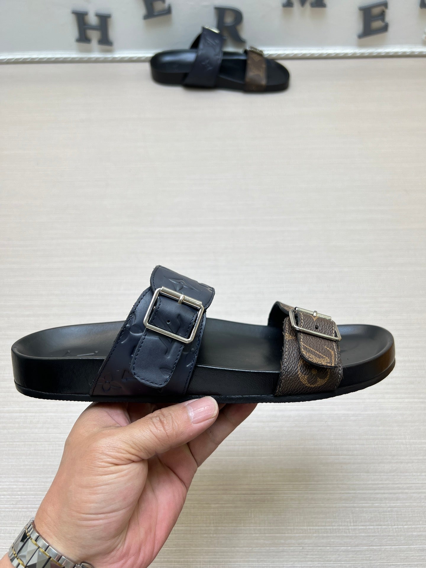 Z5ZE87 Popular slippers