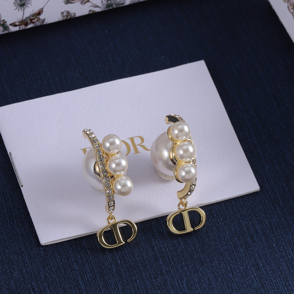 X1Z54D334E Popular Earrings