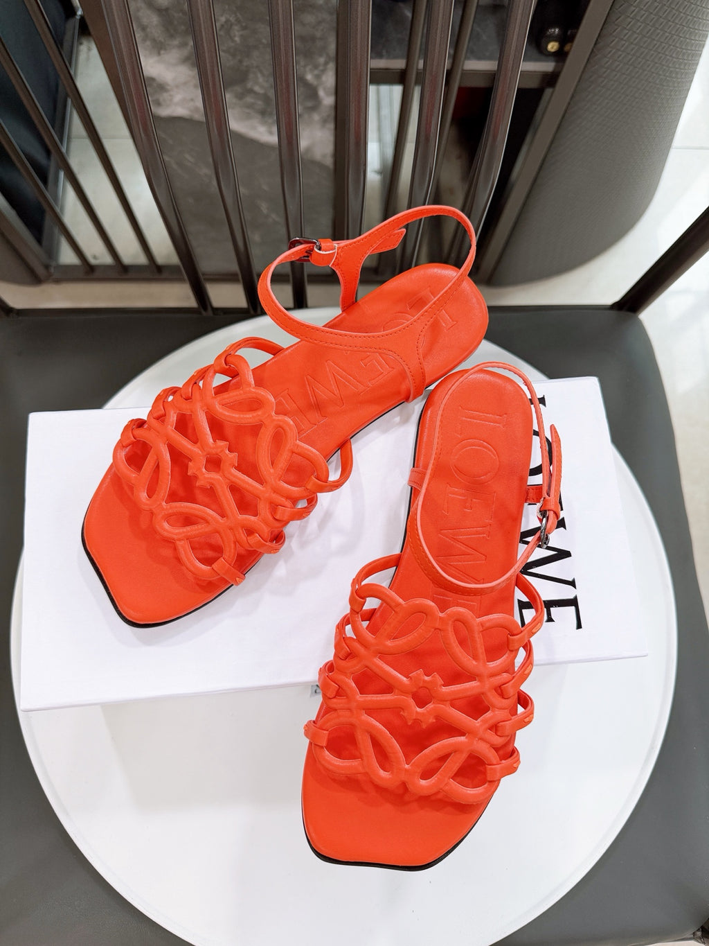 Z2R76A11 Popular high-quality  leather shoes