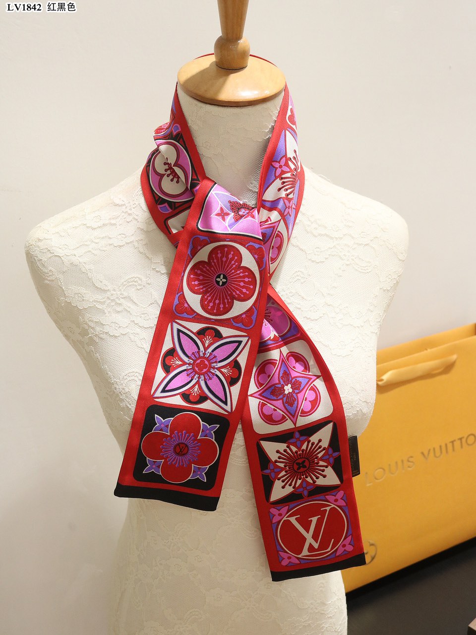 W1Z25E192 Popular Silk Scarve