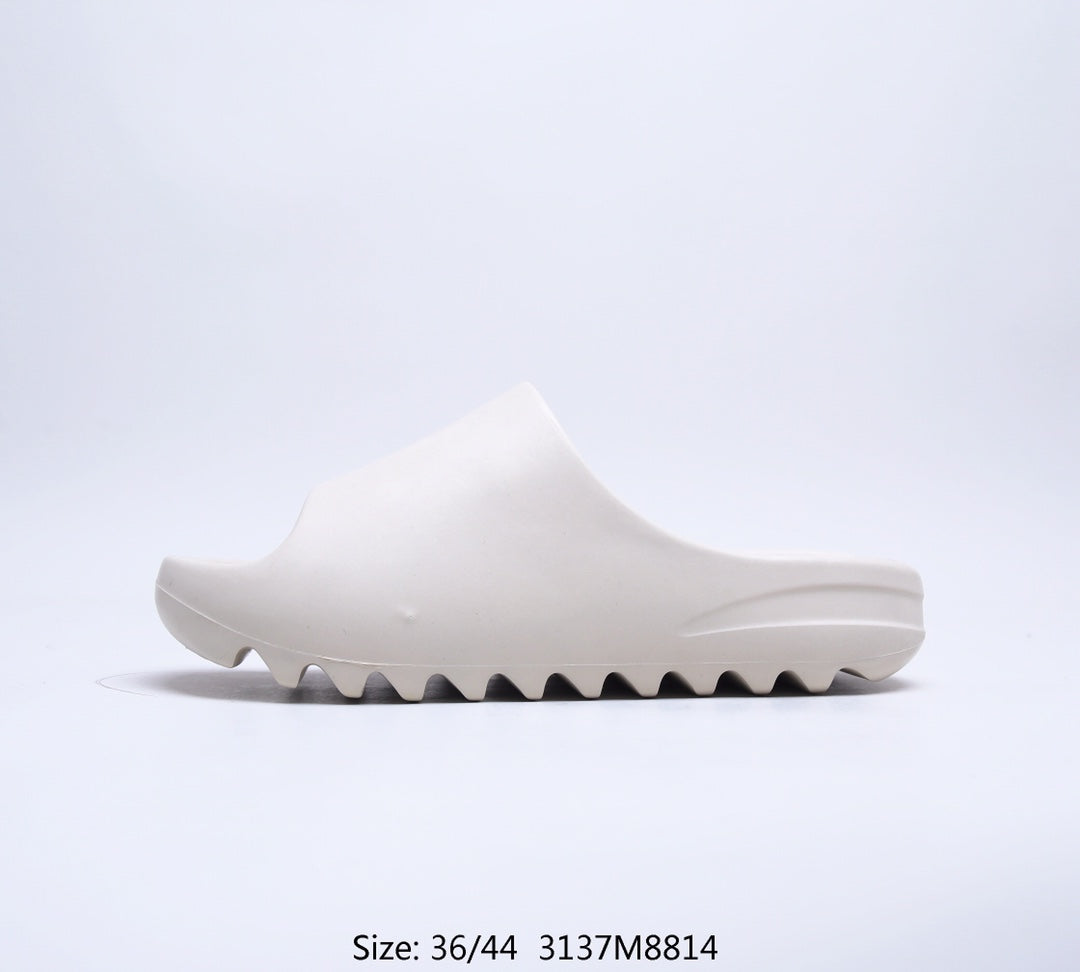 Z4A32 Popular shoes